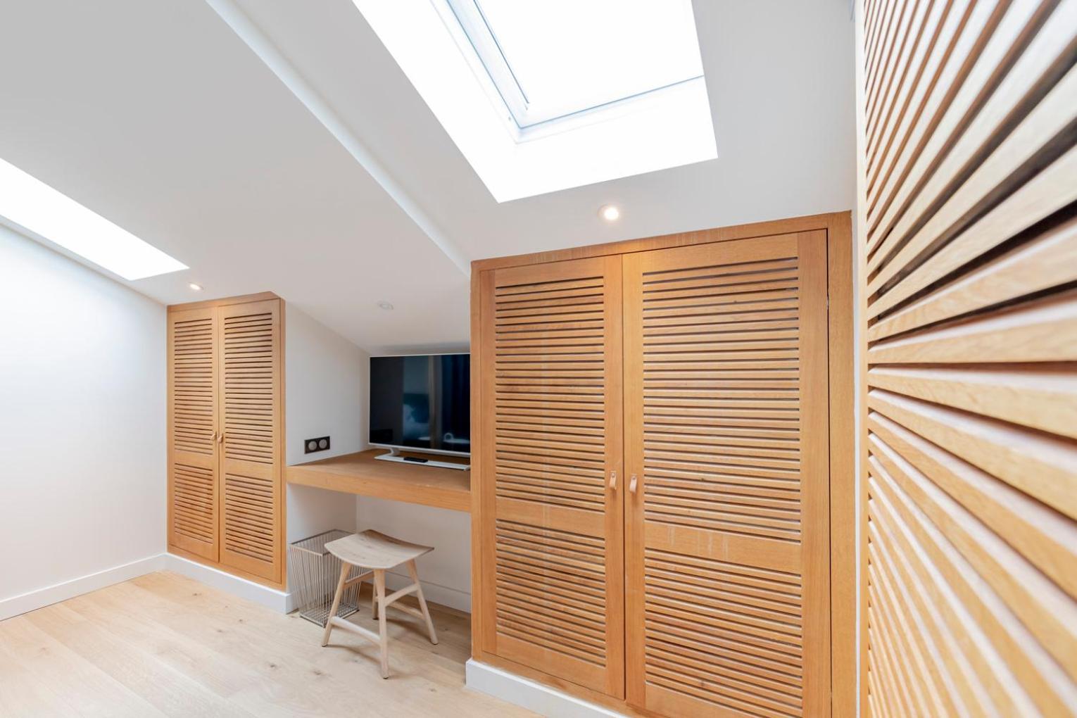 Suite on City Side