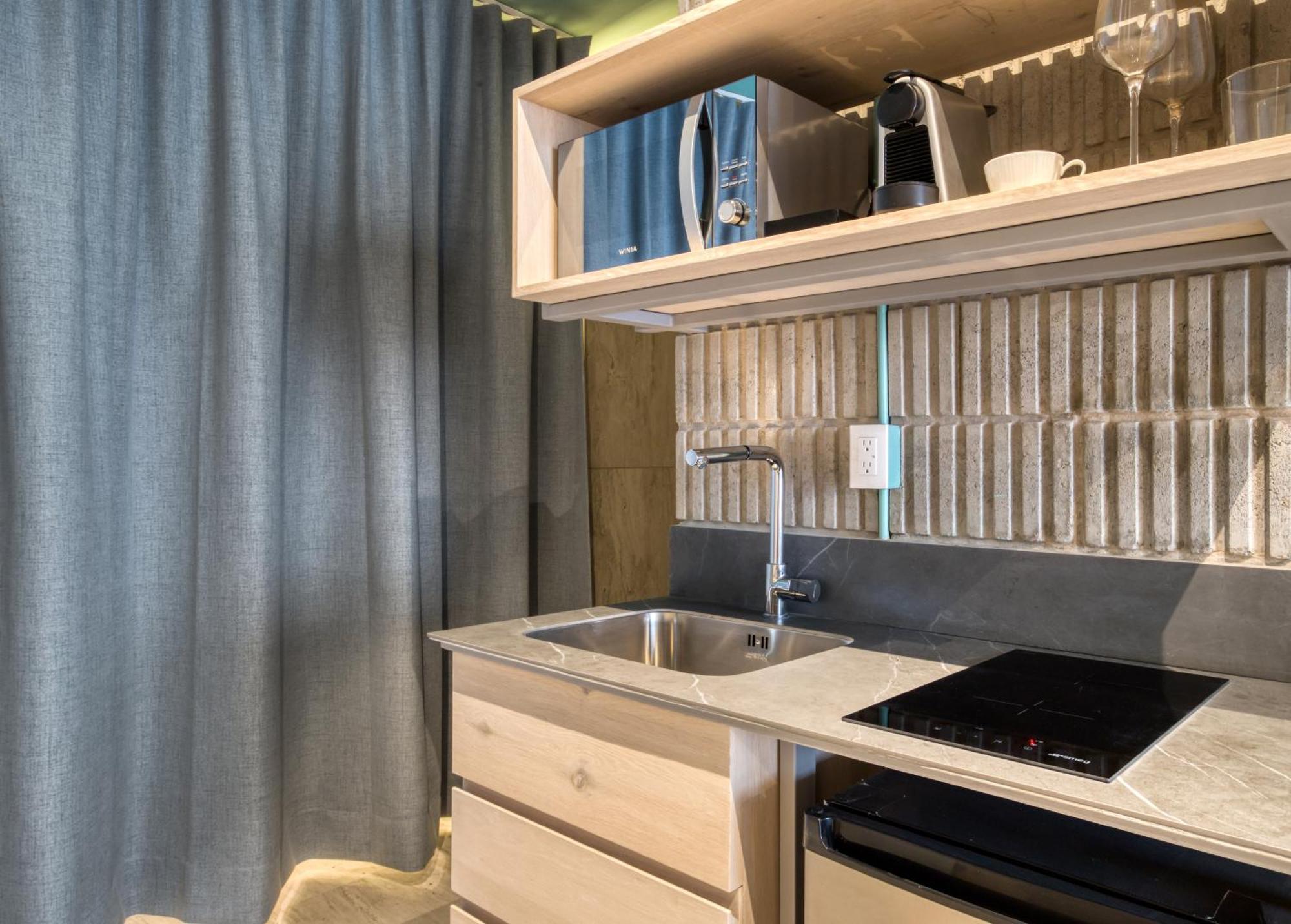 Standard Double Suite