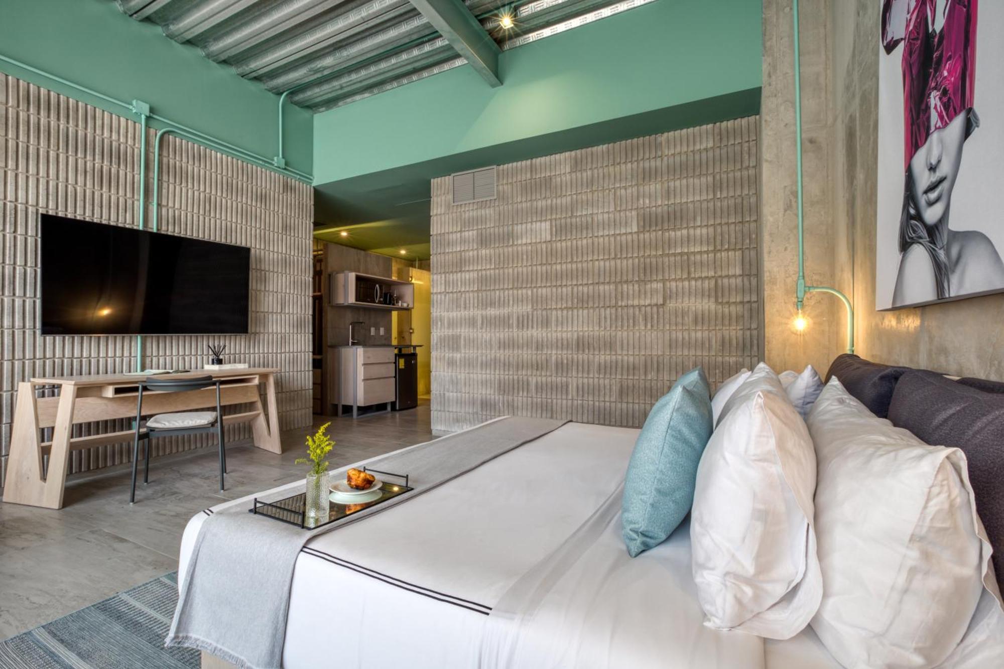 Standard Suite