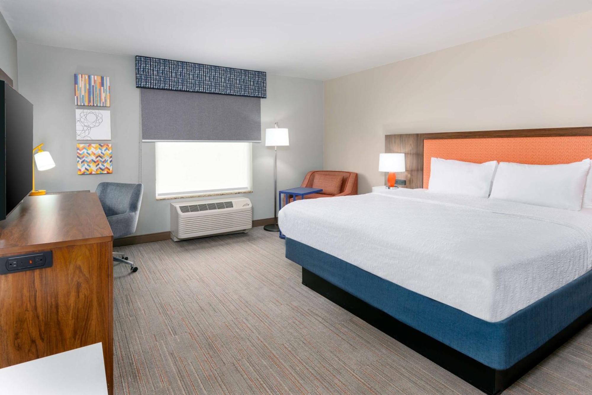 King Room - Hearing Access/Non-Smoking