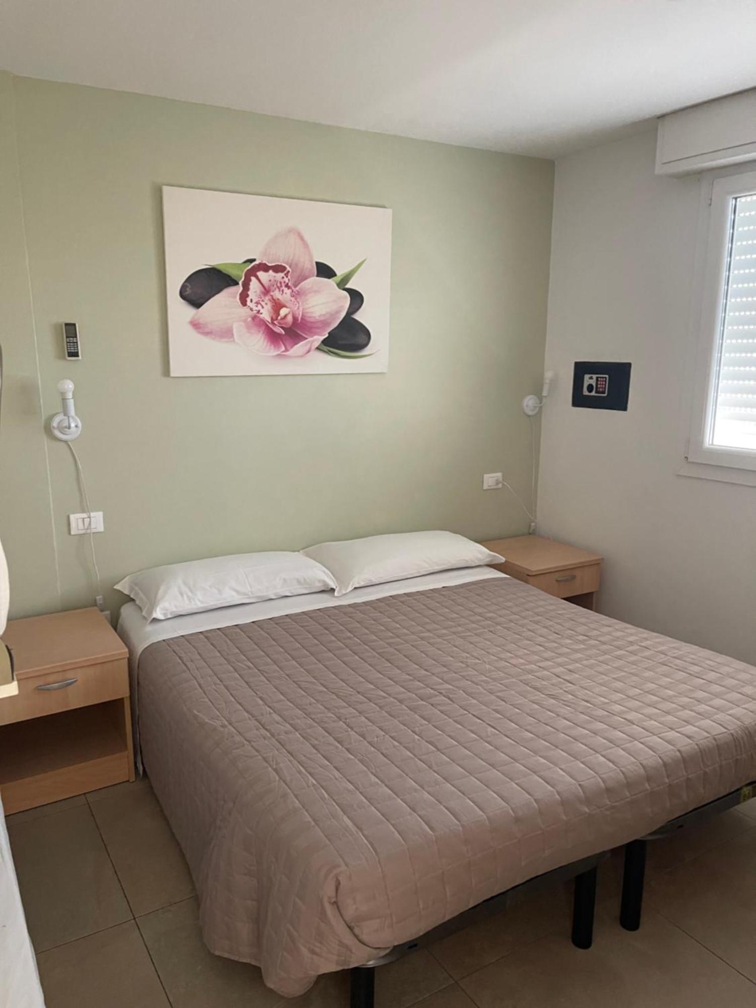 One-Bedroom Apartment Terrace