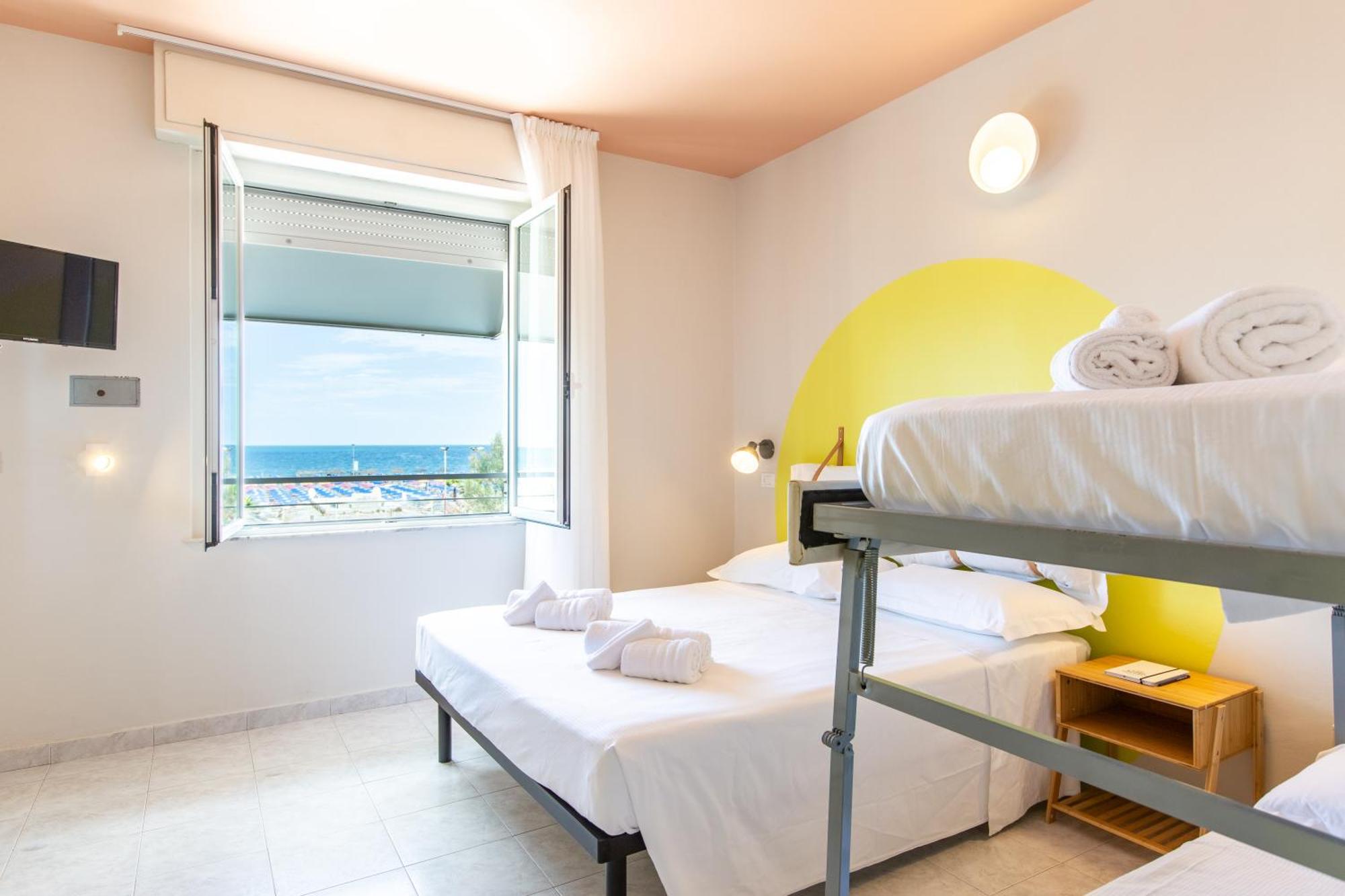 Quadruple Room Sea View