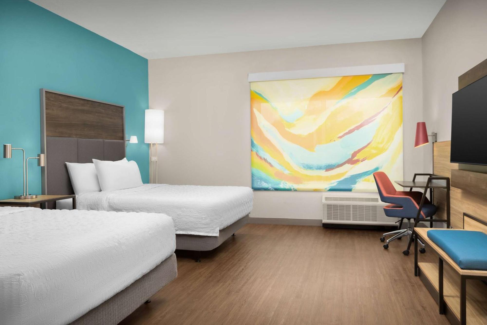 Queen Room Two Queen Beds Mobility Access