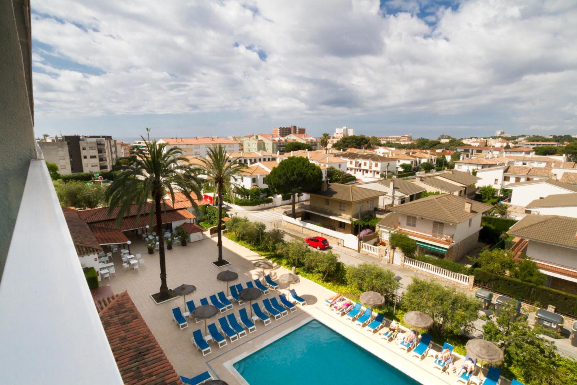 Double Room Pool View