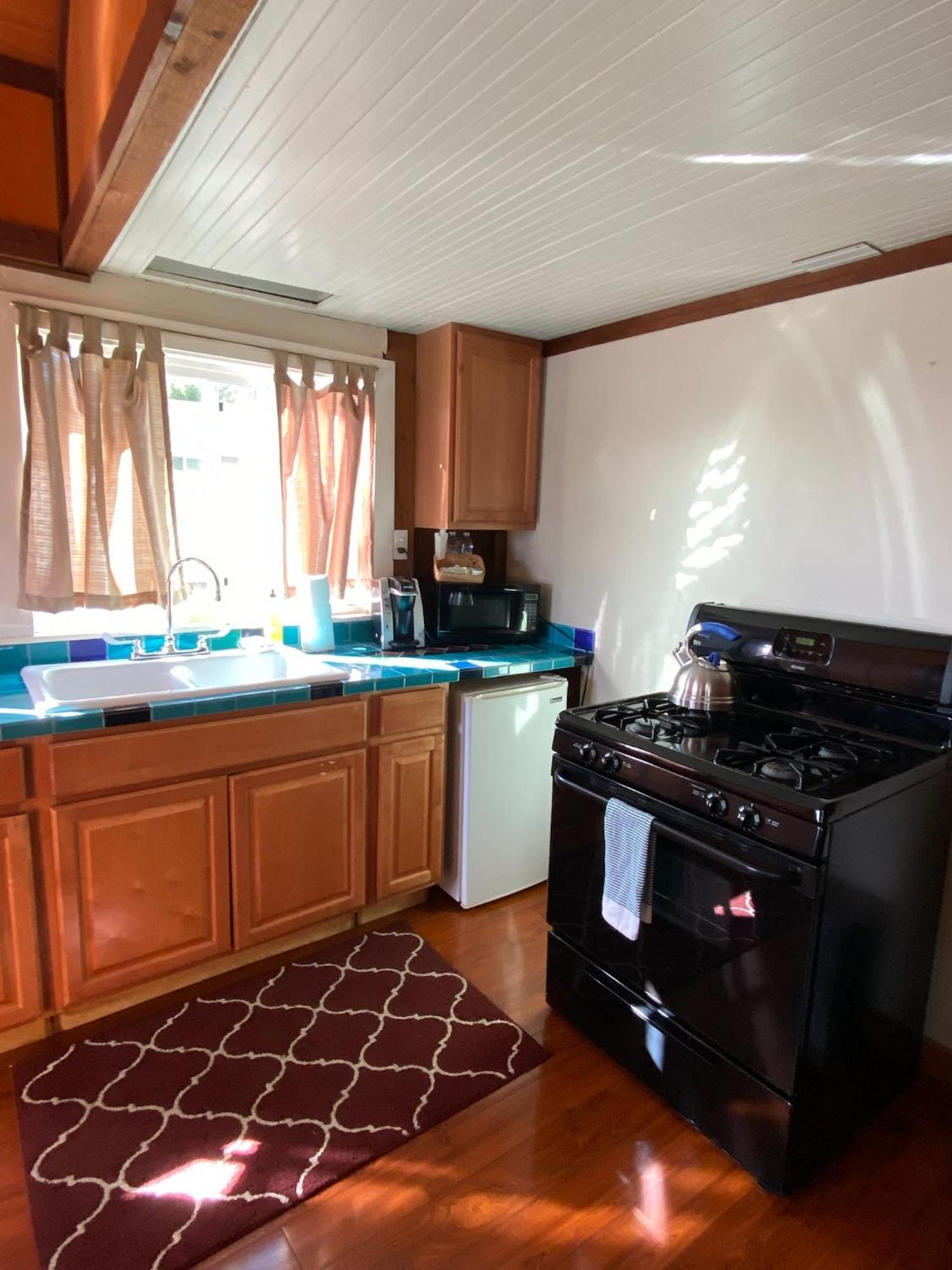 Fort Ross Suite