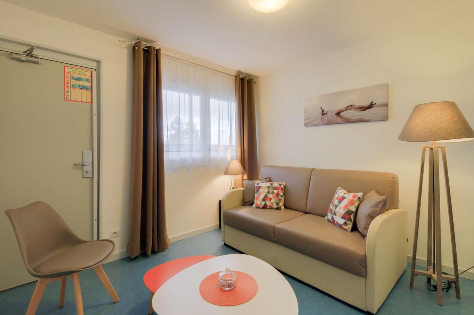 Family Suite,1596022453:JPEG
