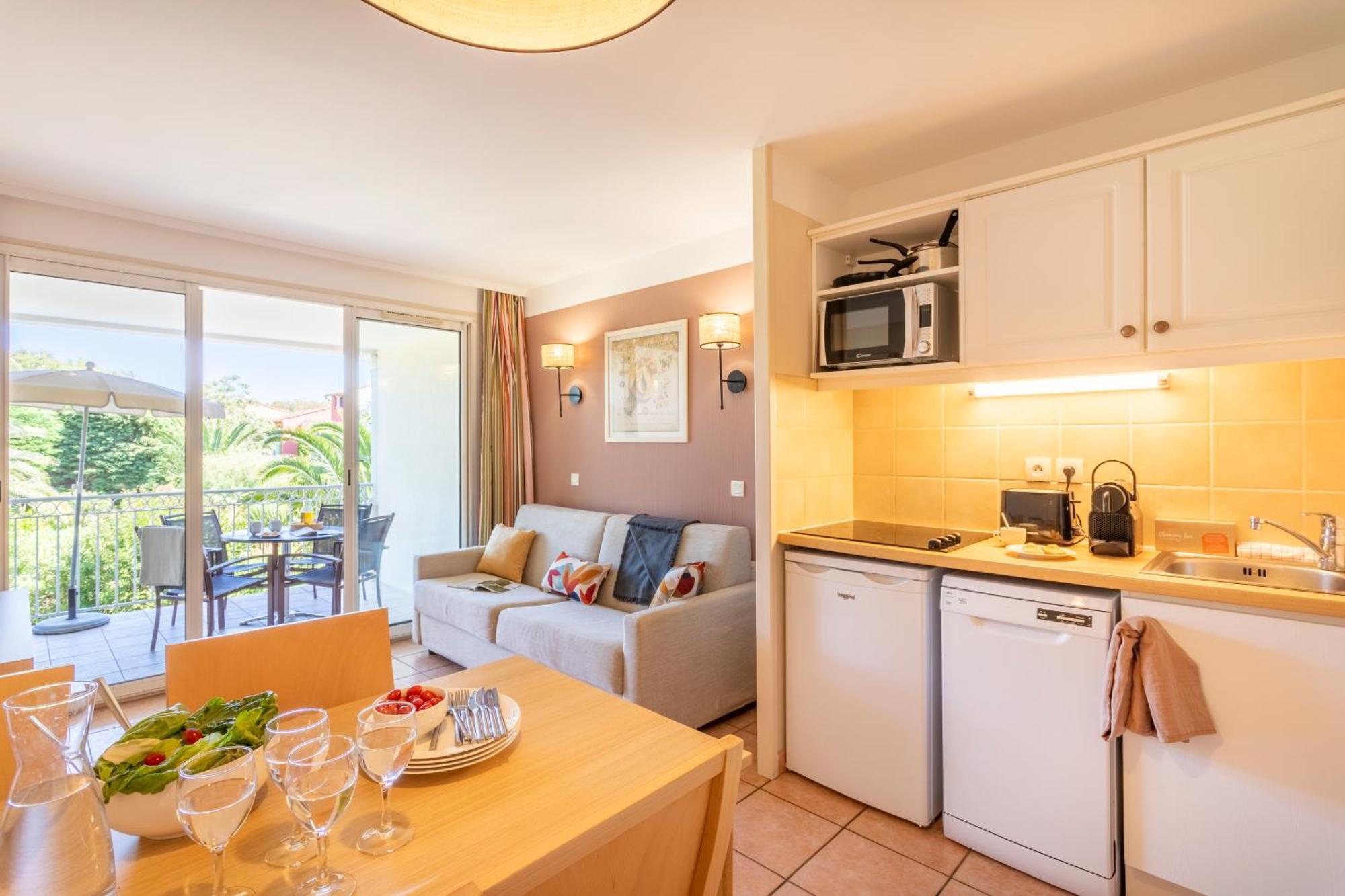 One-Bedroom Apartment Air Conditioning Terrace or Balcony