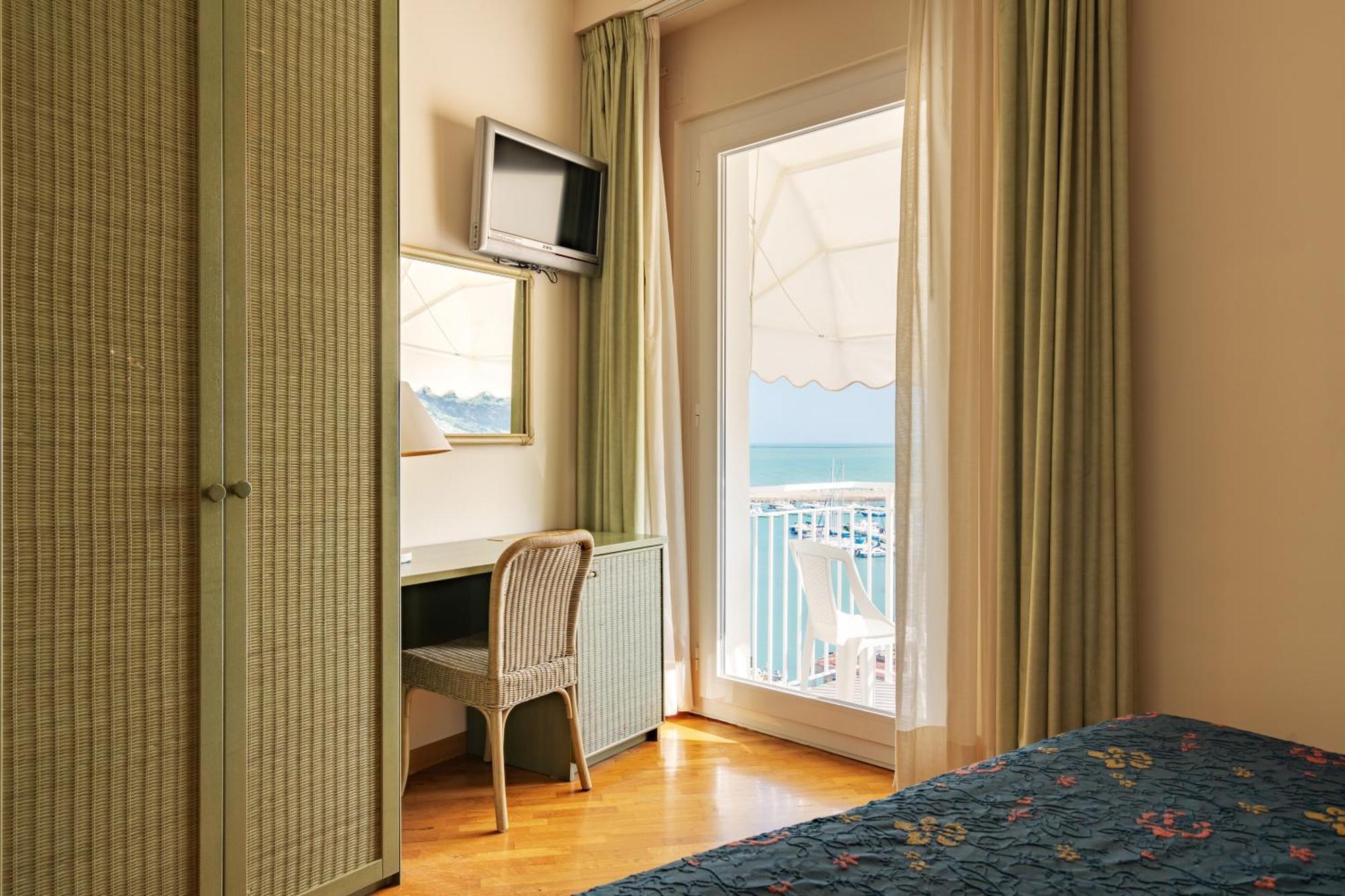 Double Room Sea View