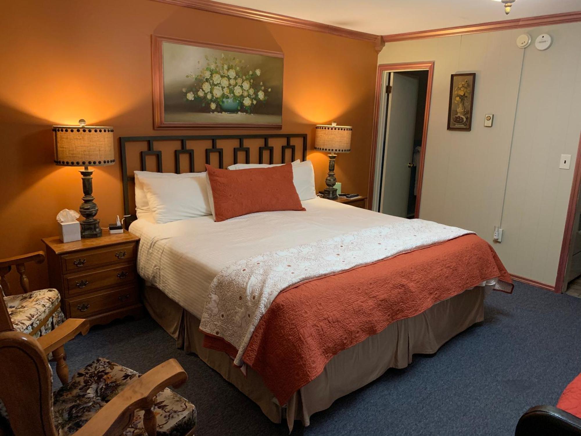 Deluxe King Studio