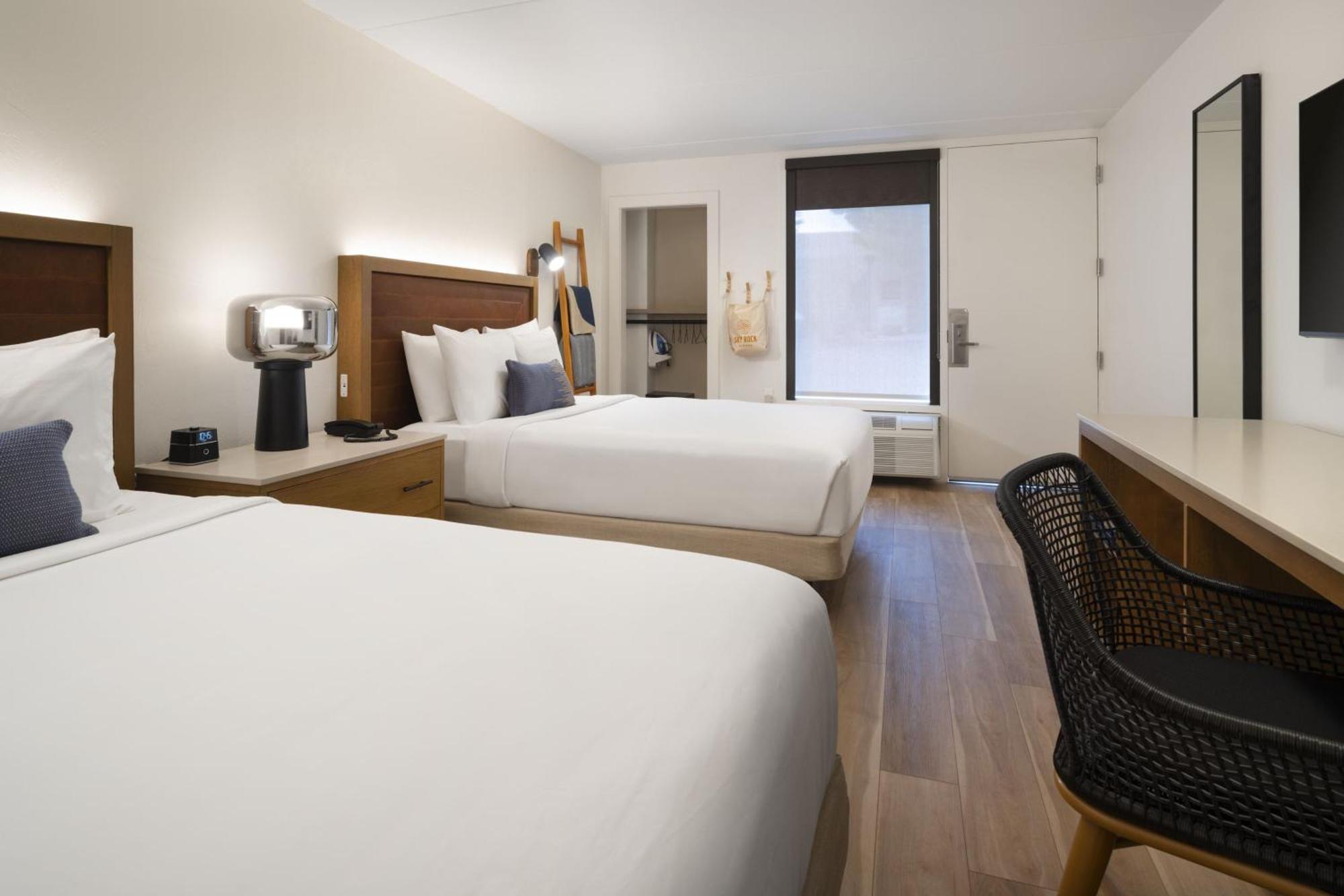 Two Queen Beds Ground Floor