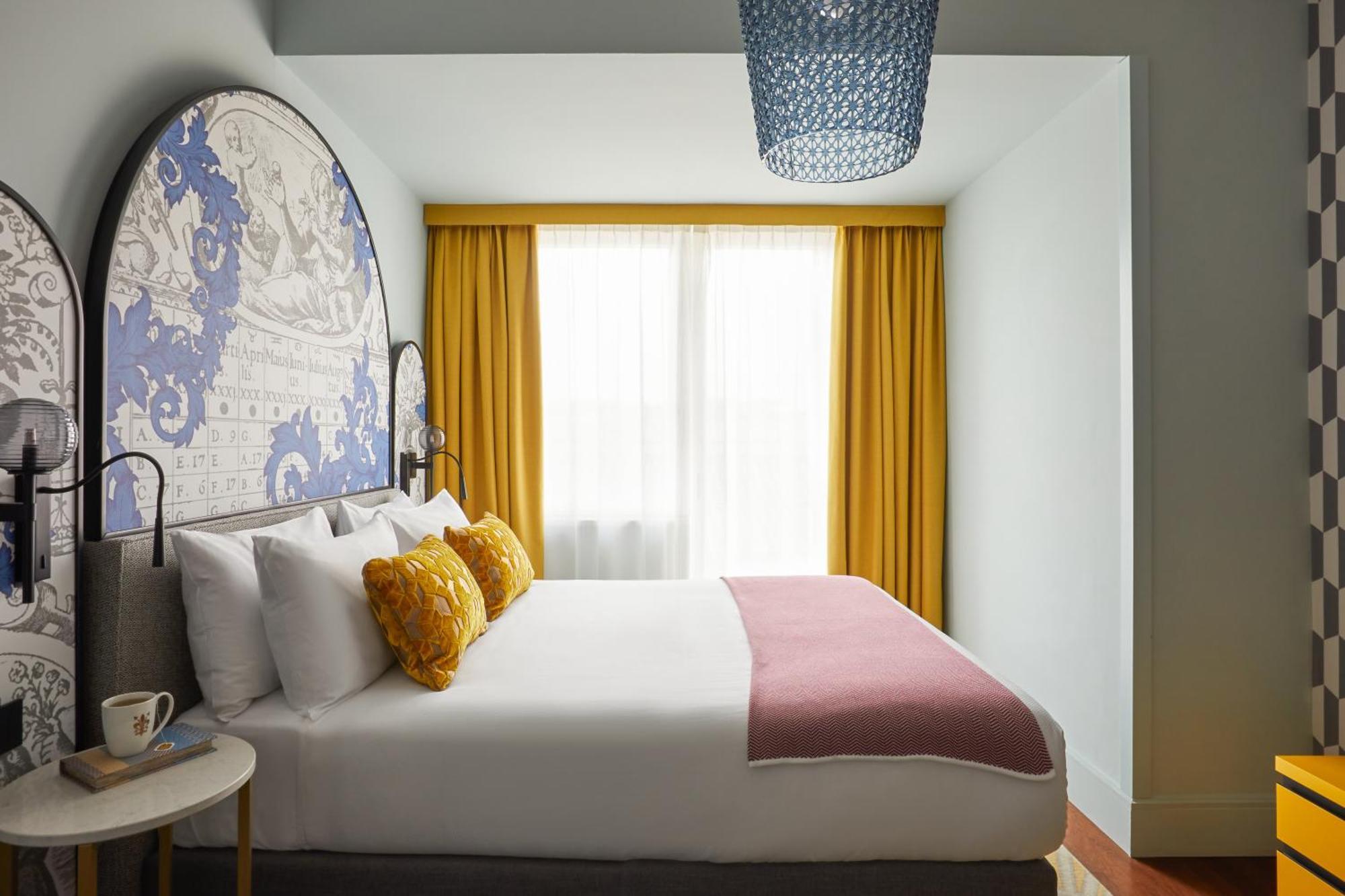 Premium King Room