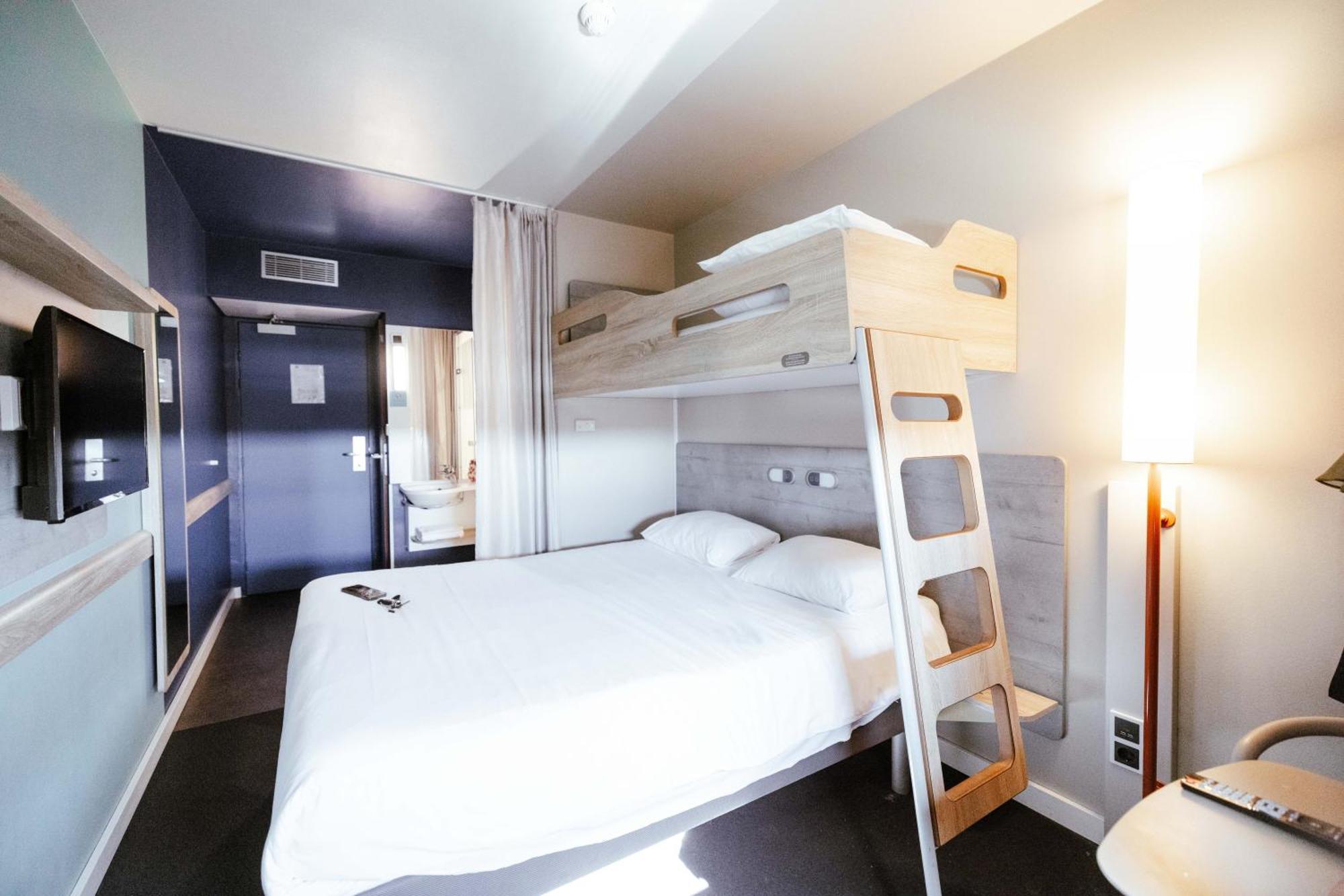 Standard Double Room Bunk Bed