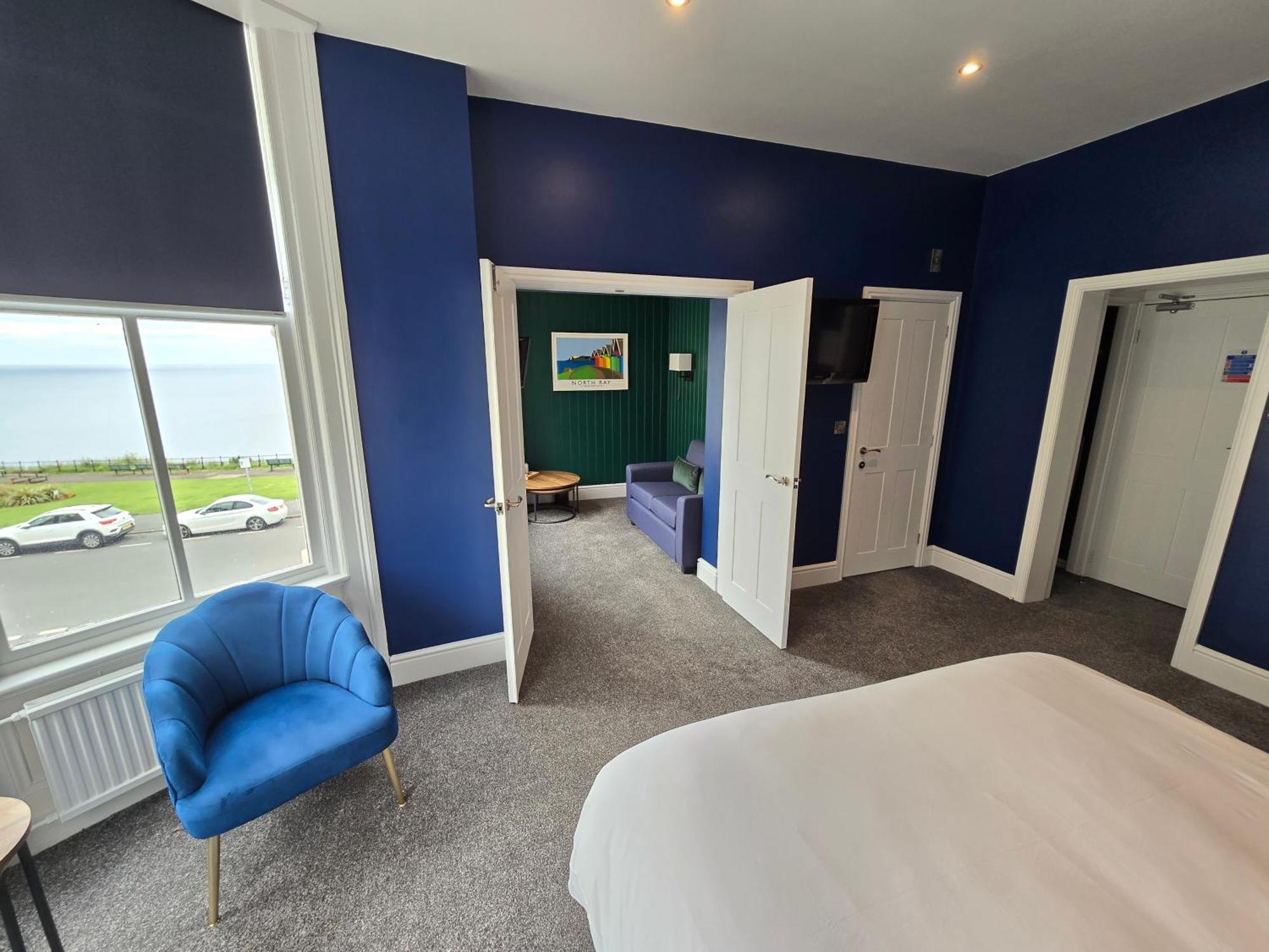 Deluxe Suite with Sea View