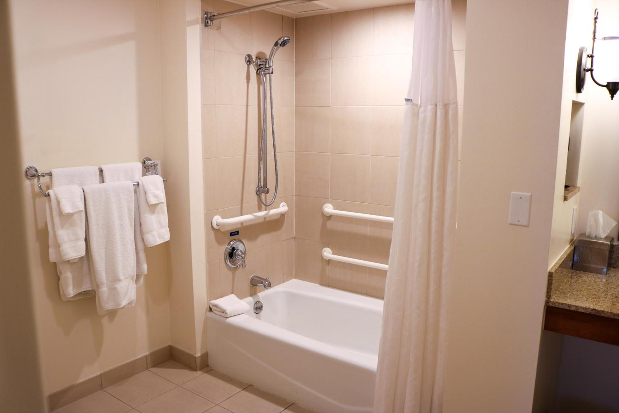 King Room City View Disability Access