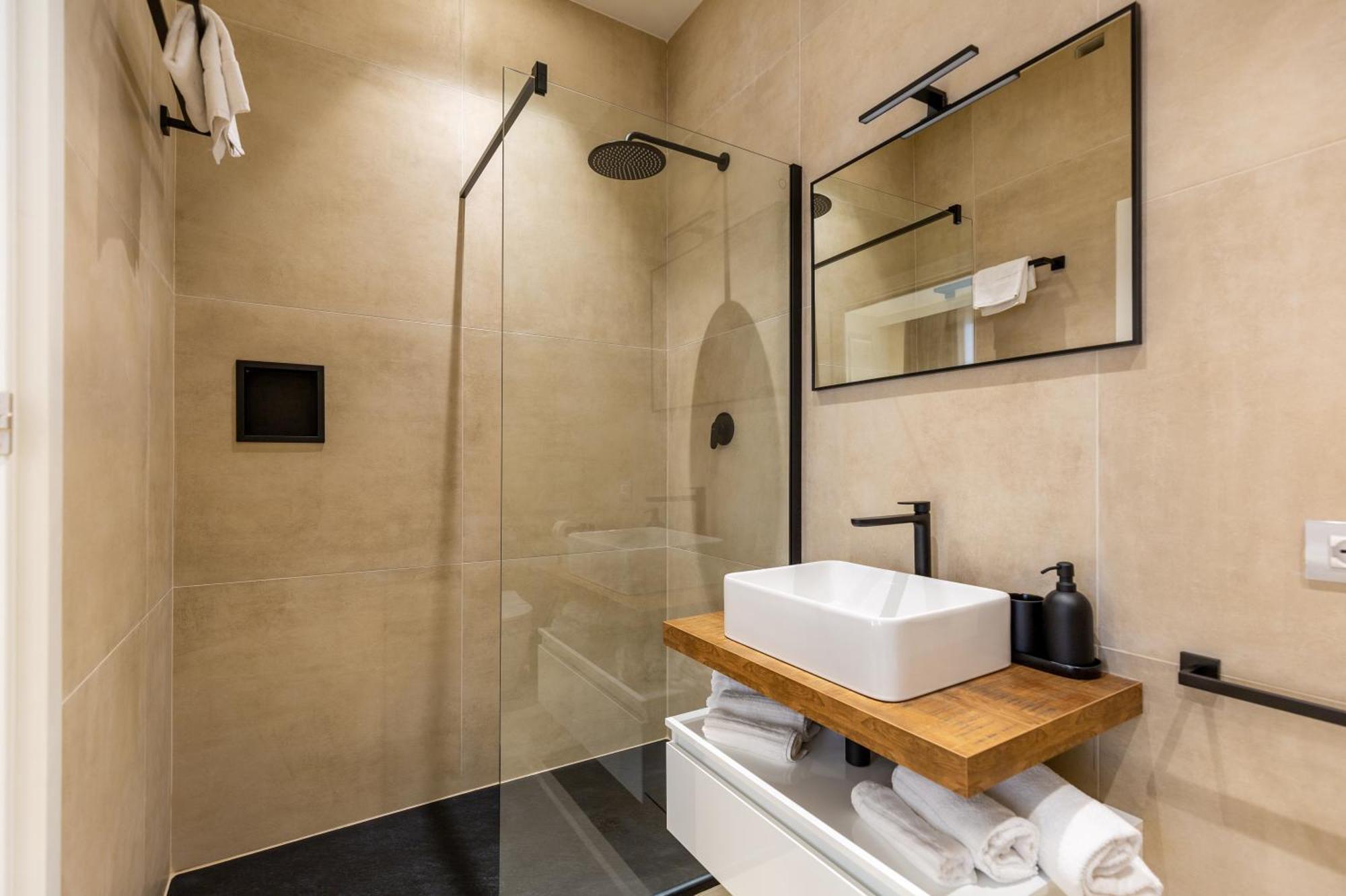 Deluxe Double or Twin Room Balcony