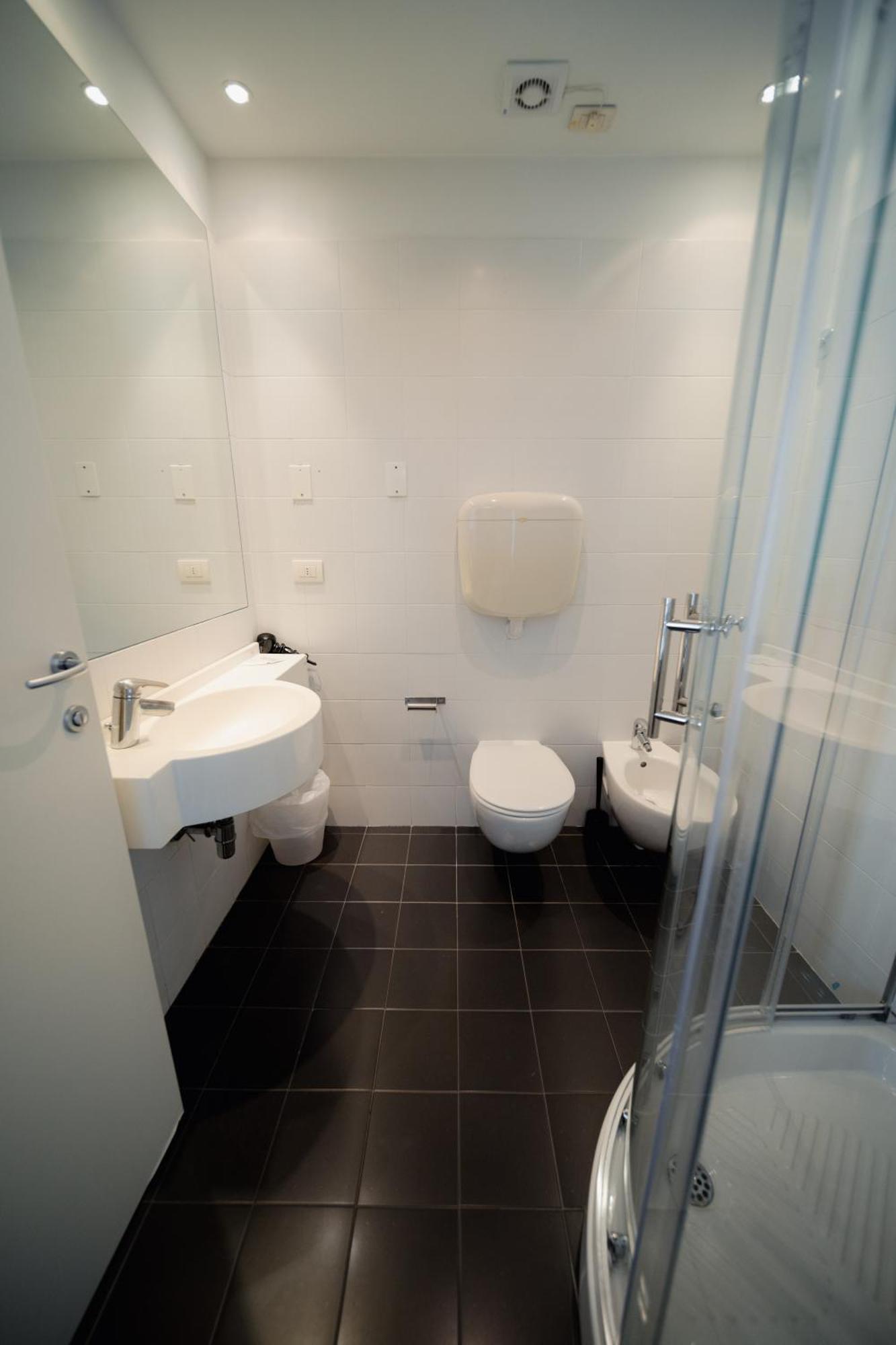 Single Room,1599645560:JPEG
