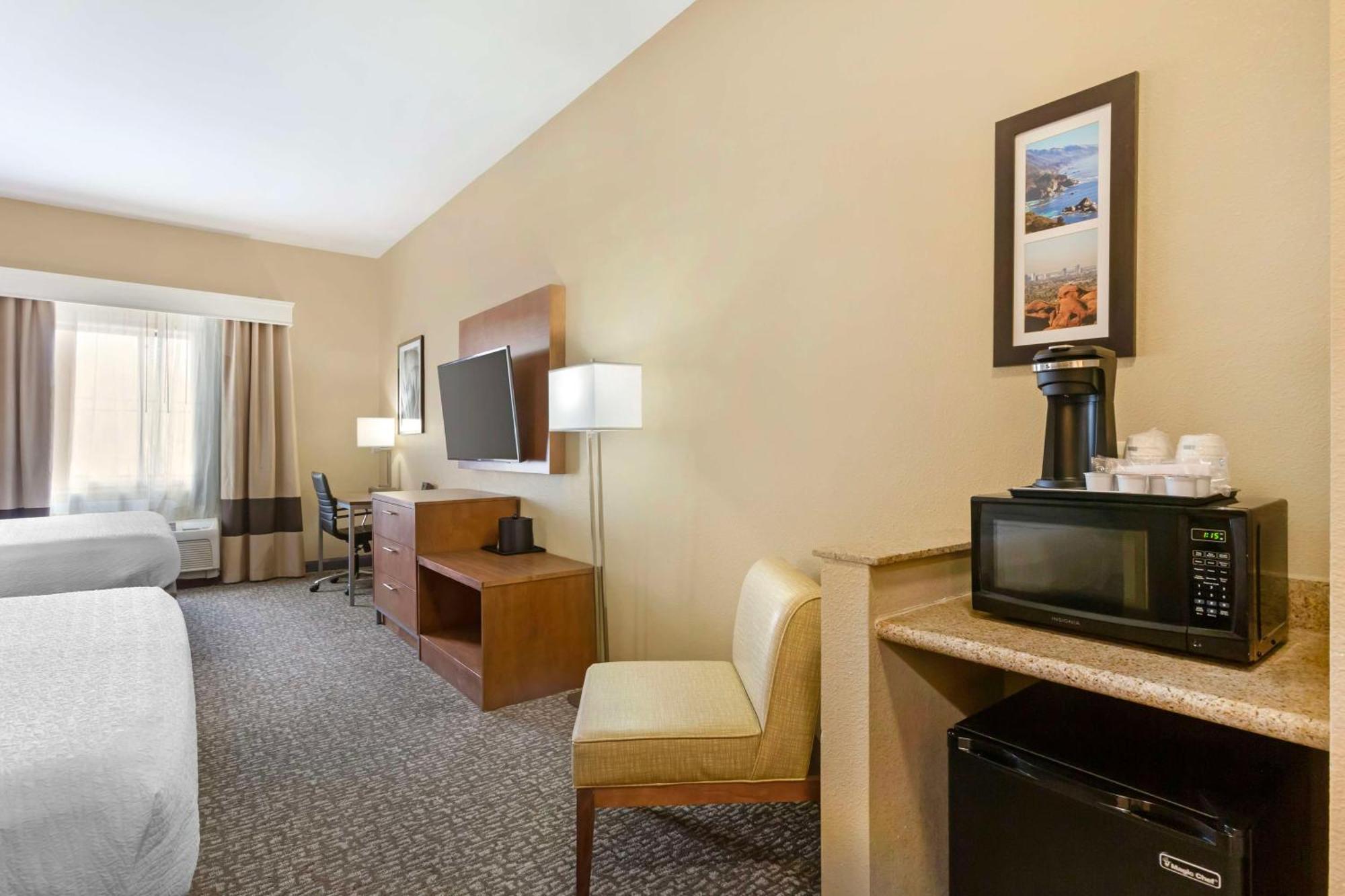 King Room Two King Beds