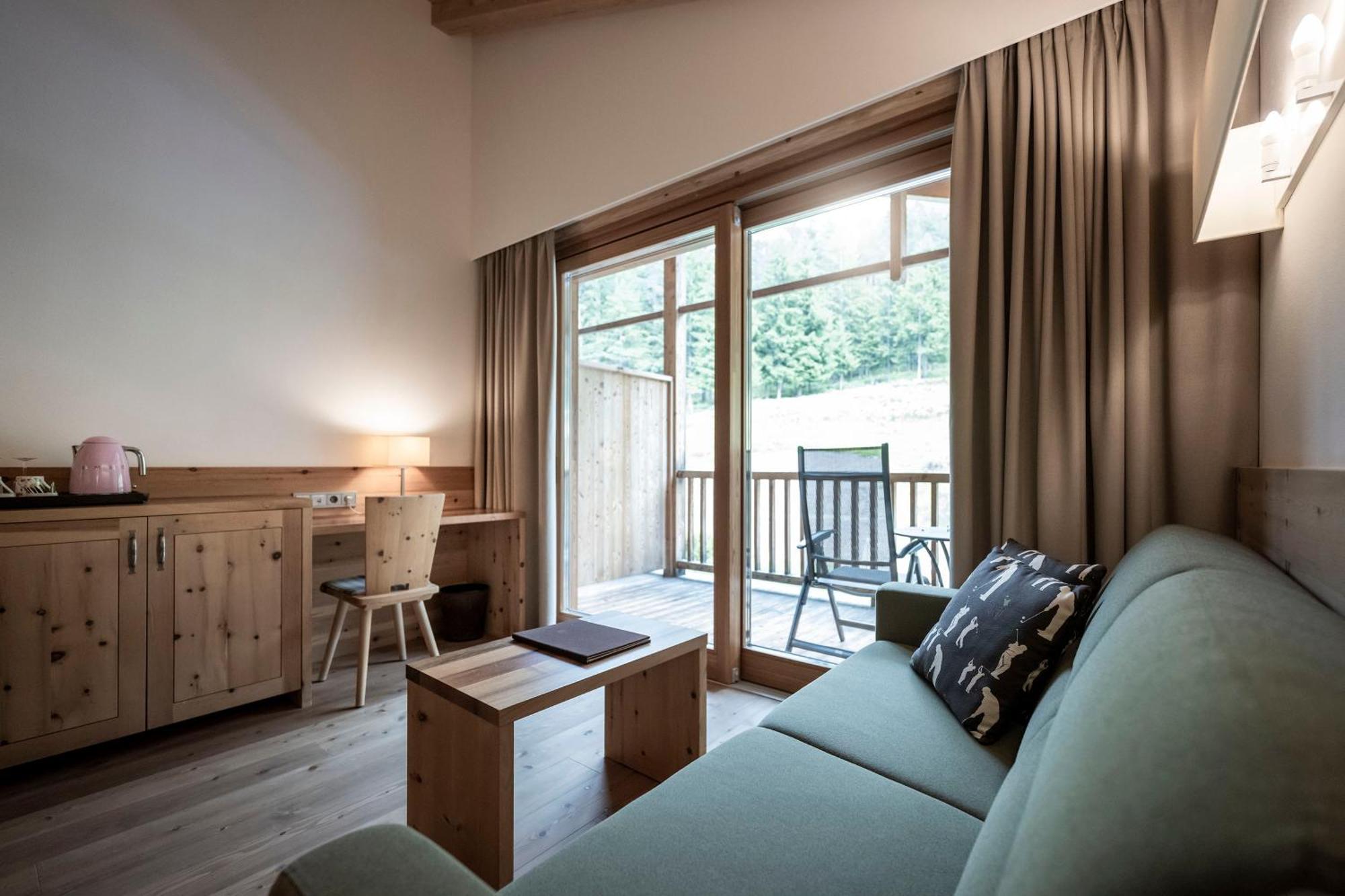 Comfort Double Room Balcony Mountain View