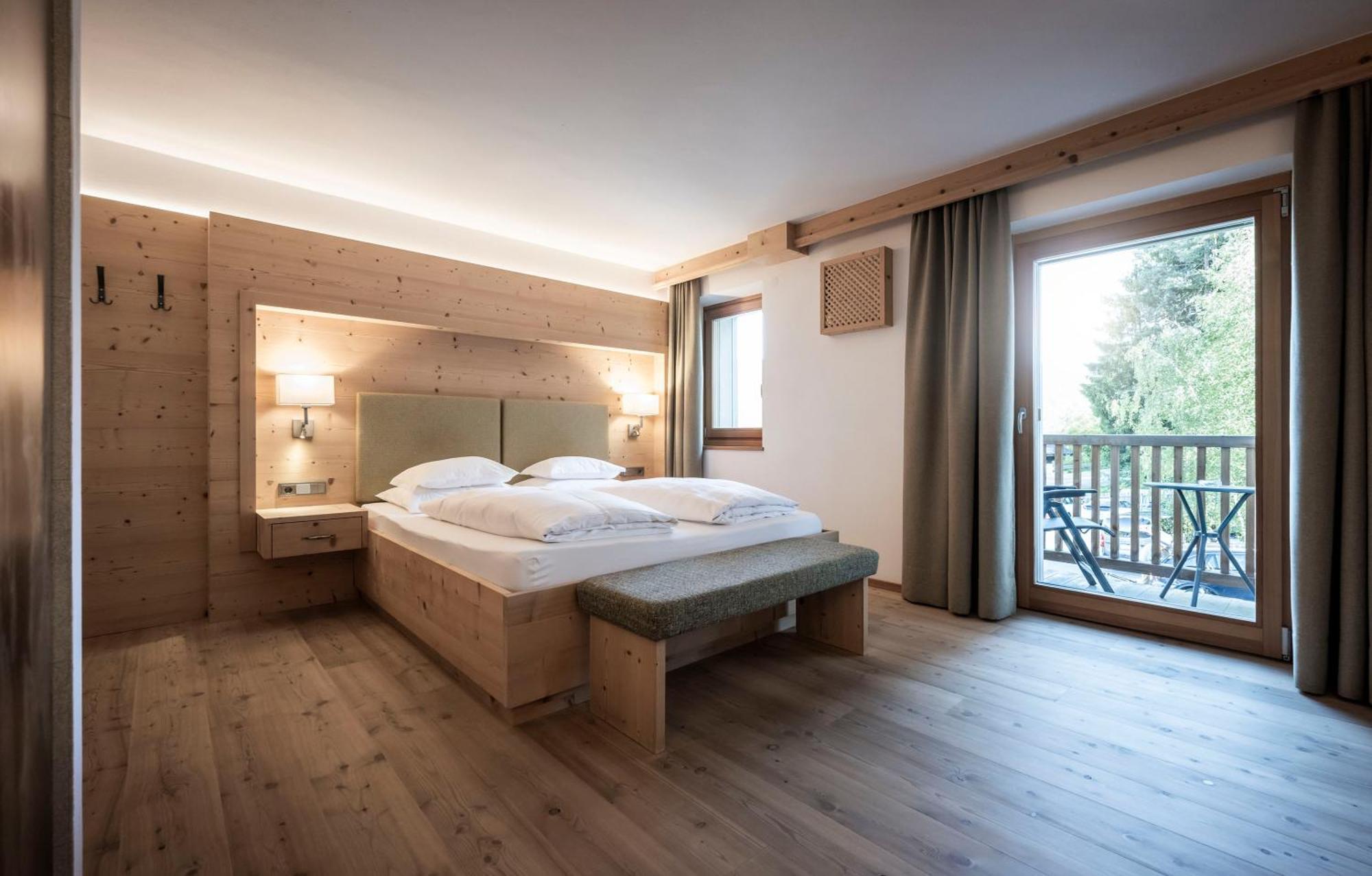 Double Room Mountain View