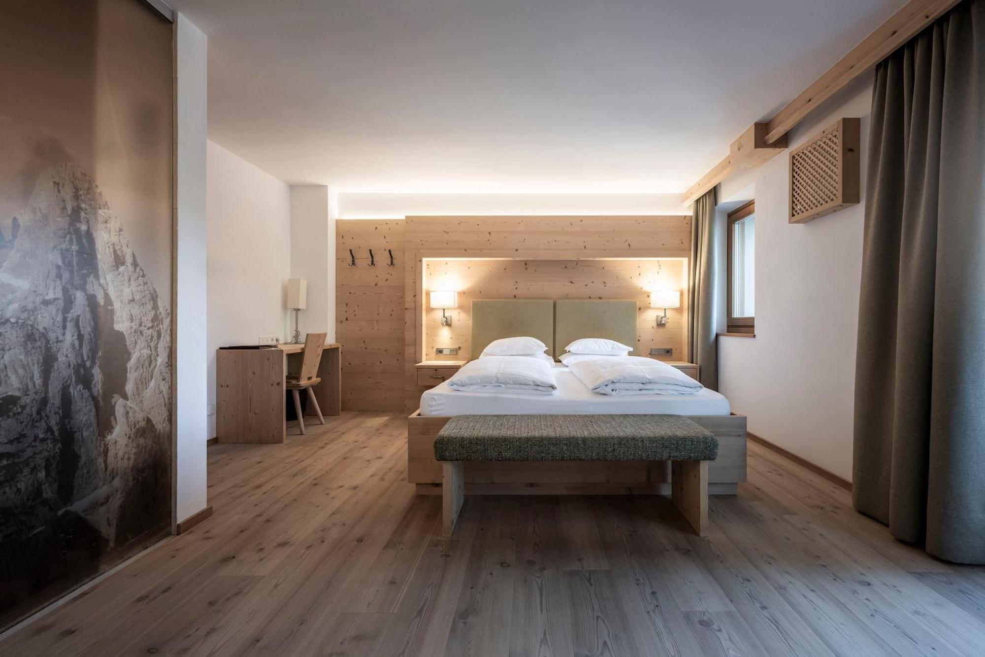Double Room Mountain View
