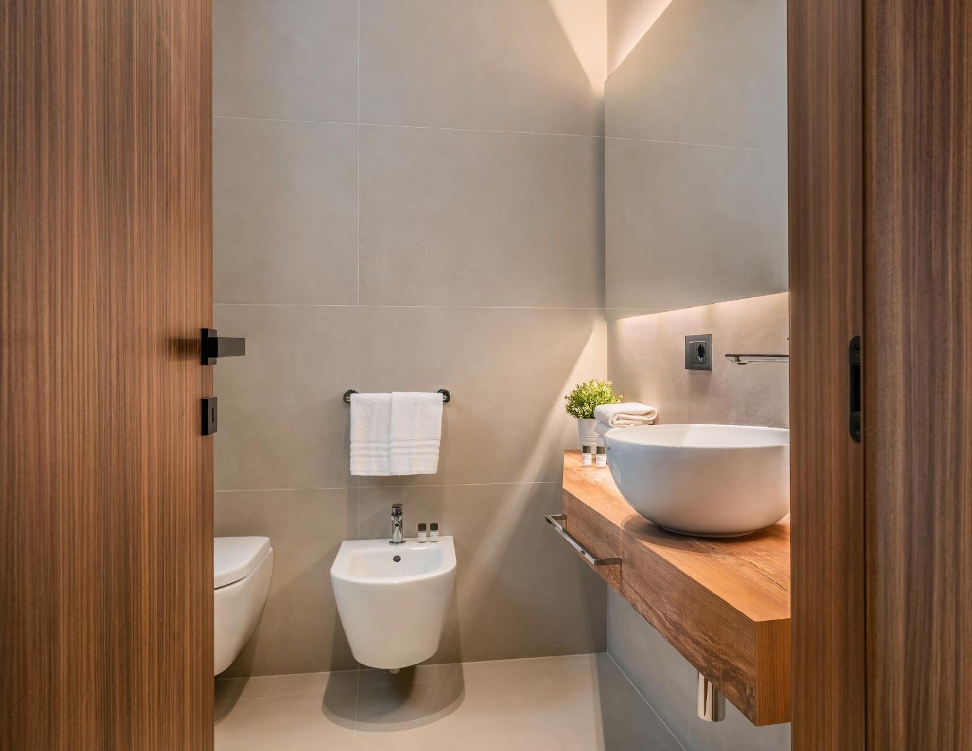 Two-Bedroom Suite,1599682182:JPEG