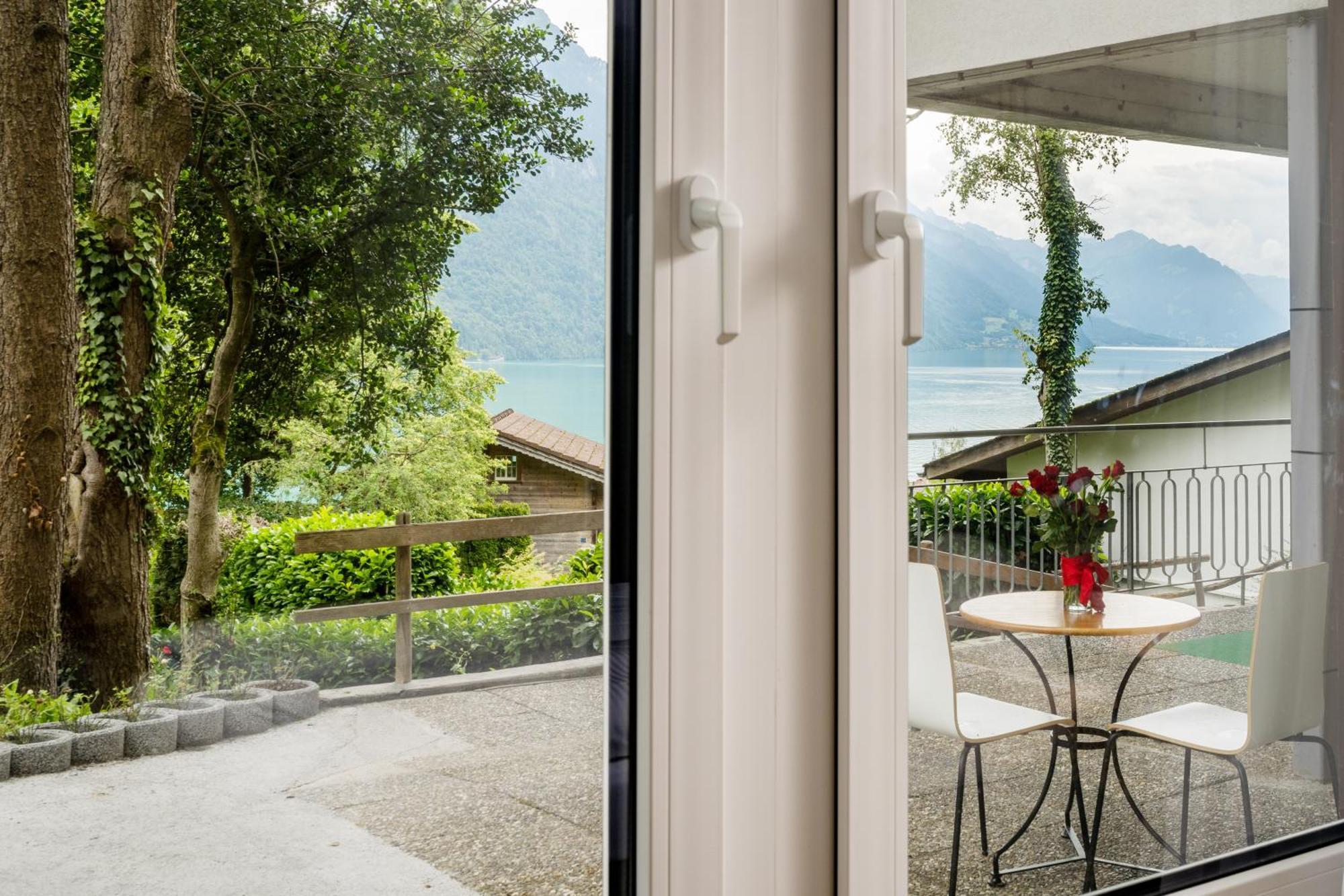 Deluxe Apartment Partial Lake View