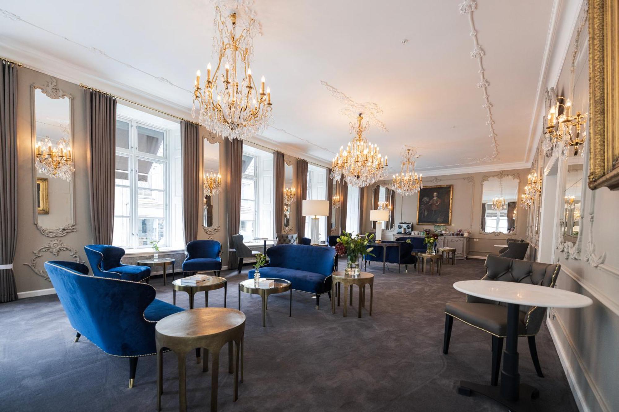 Executive Double Room Access to Executive Lounge