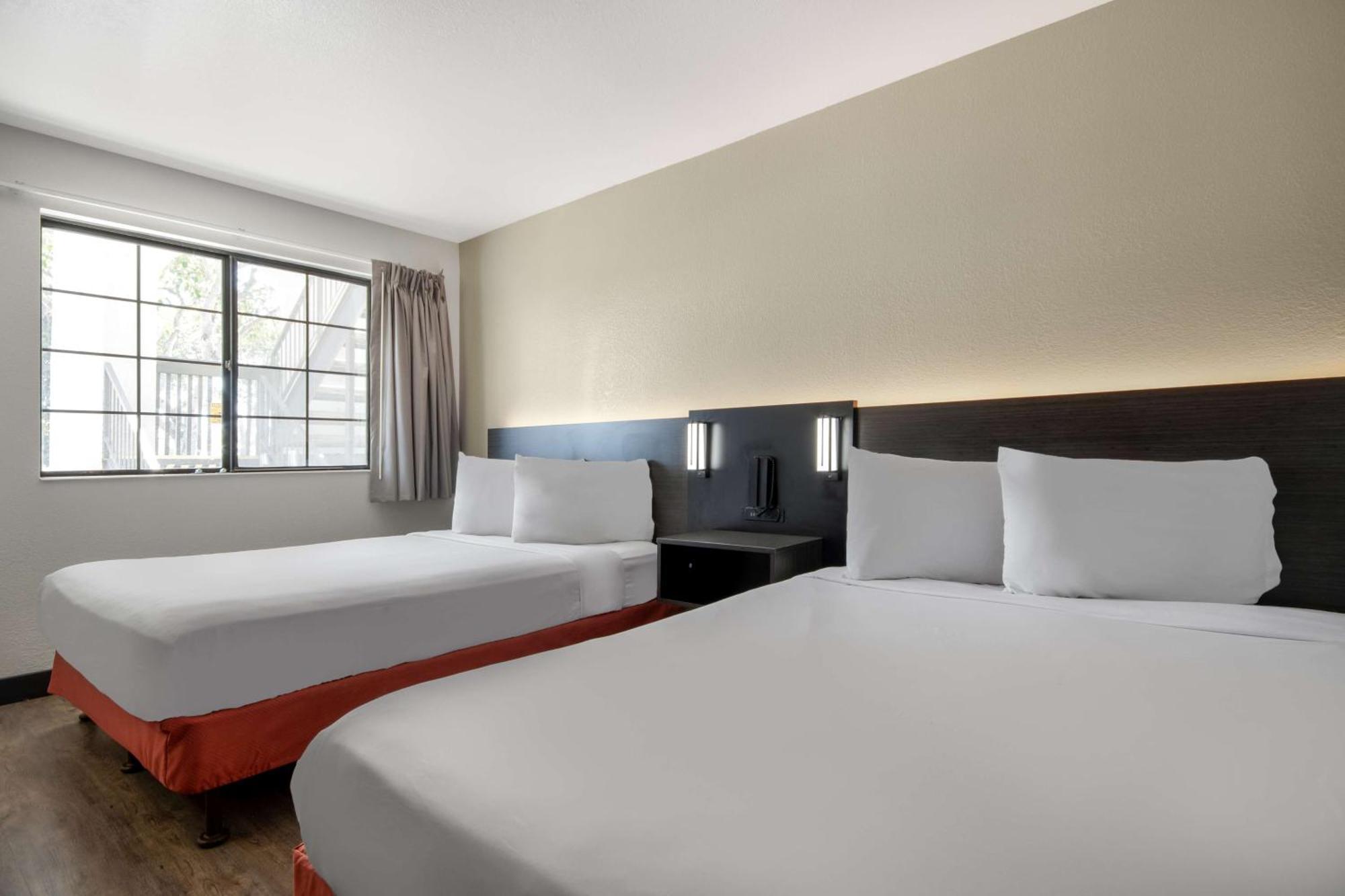 Queen Room Two Queen Beds Disability Access Non-Smoking