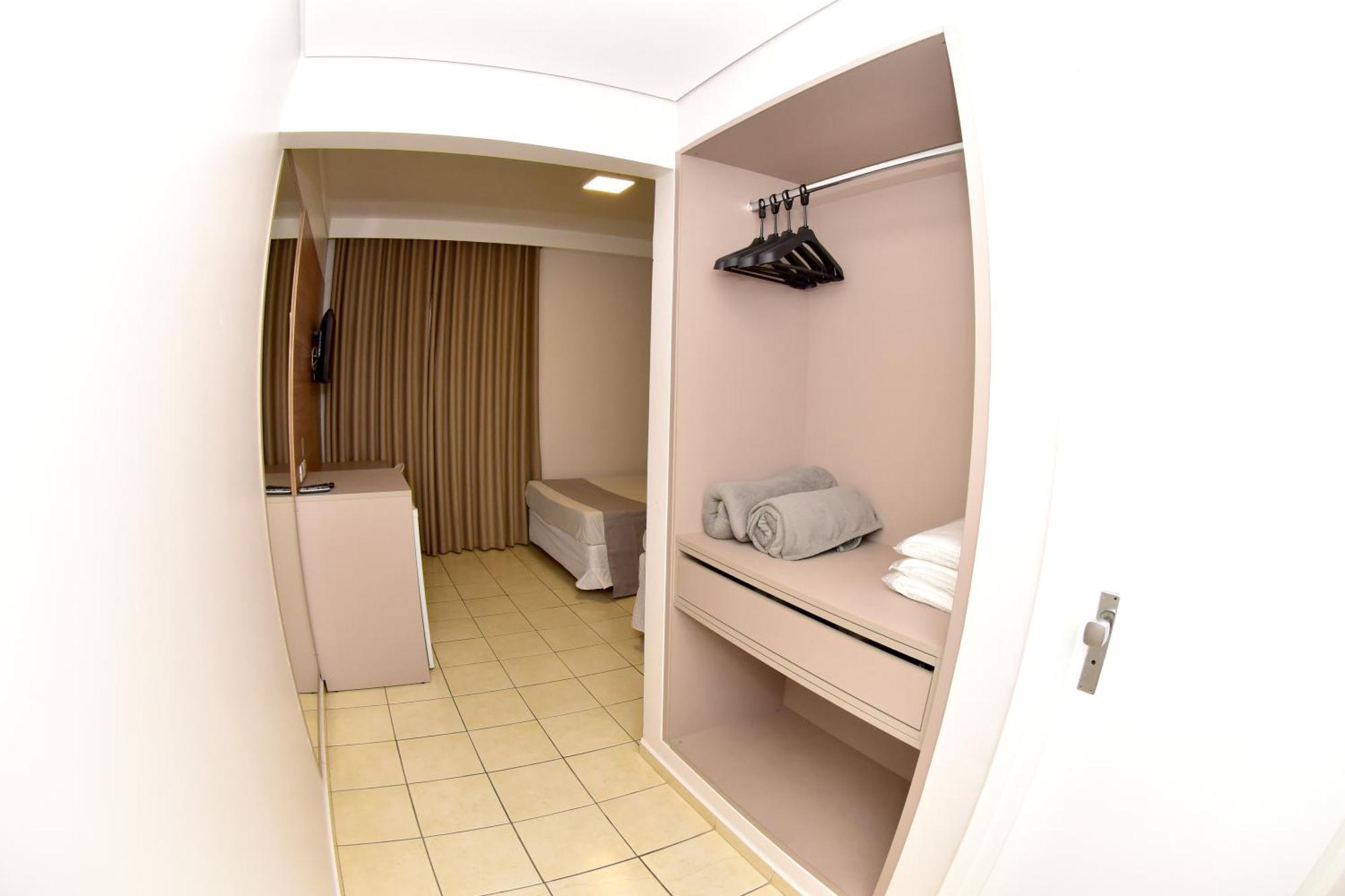Quarto Triplo Superior