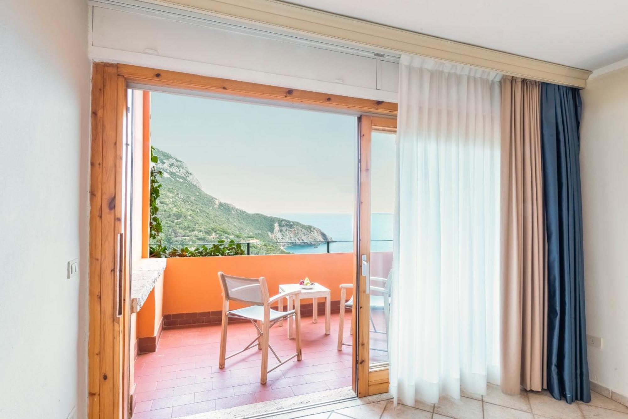 Deluxe Double Room Sea View