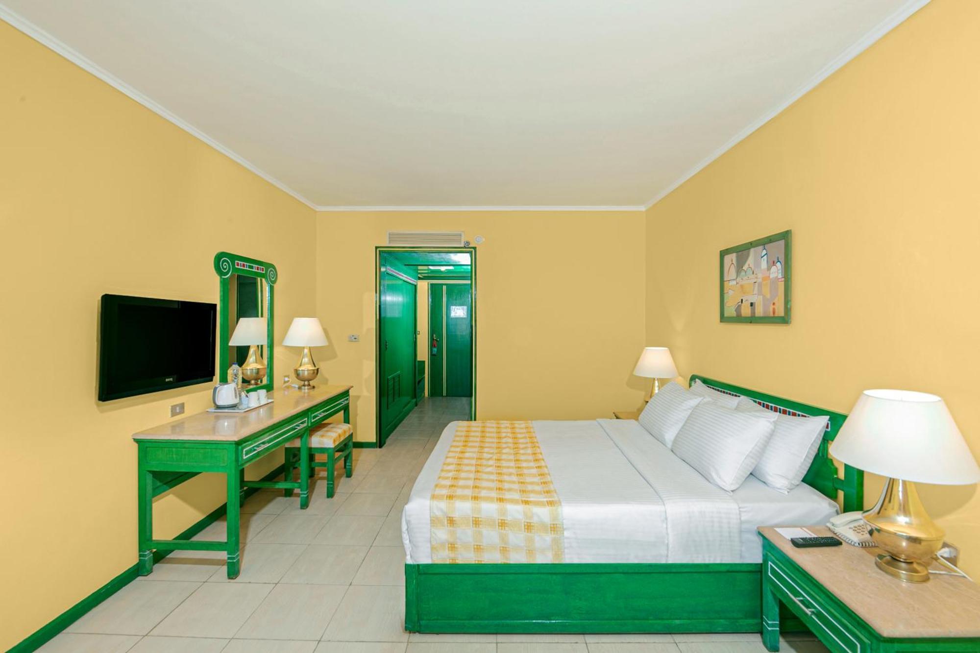 Superior Partial Sea View Room