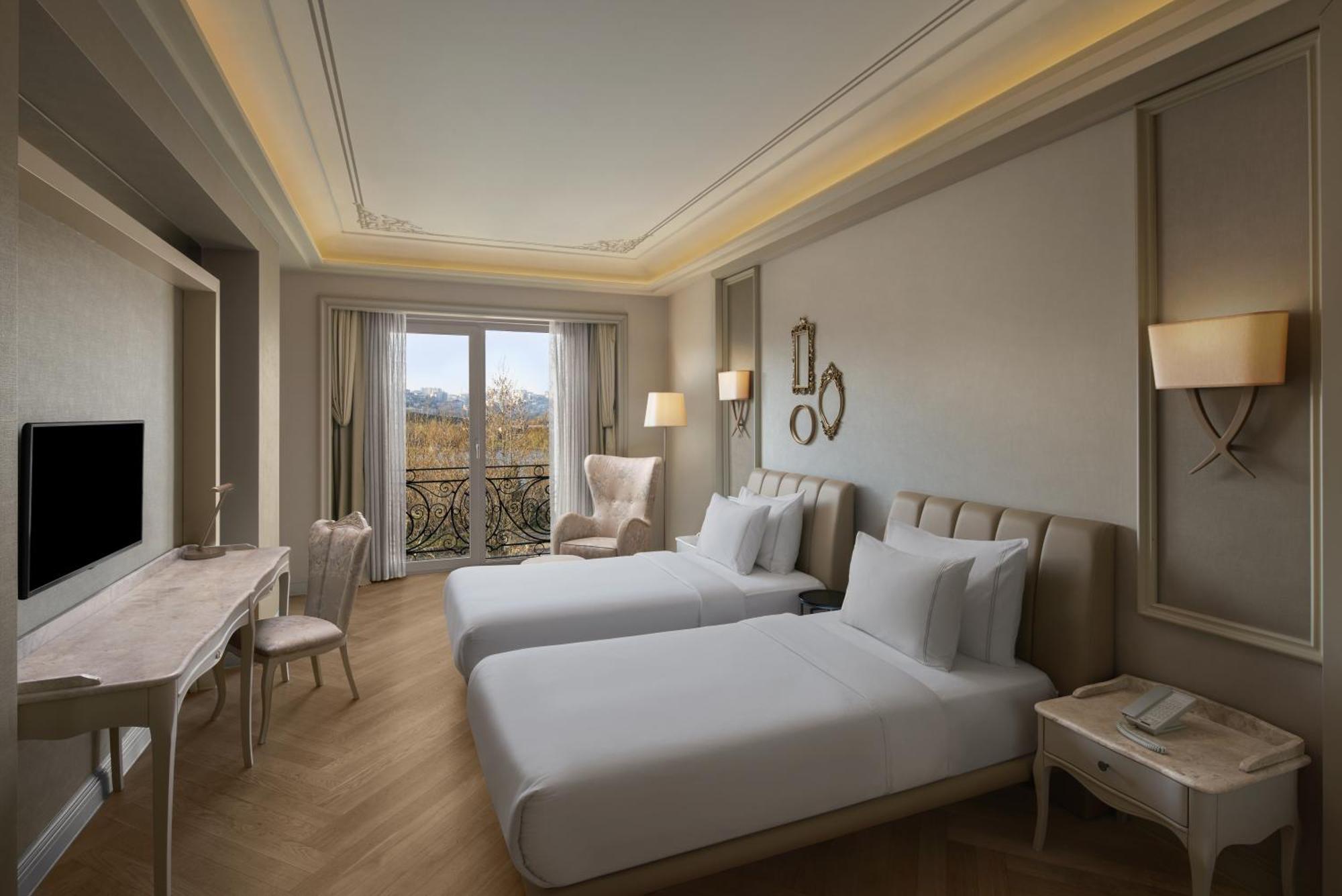 Deluxe Twin Room Park View