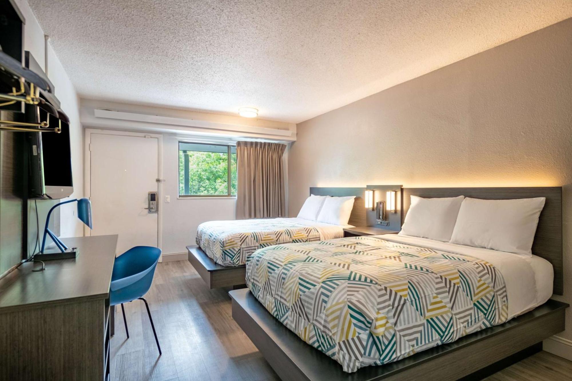 Quadruple Room Smoking