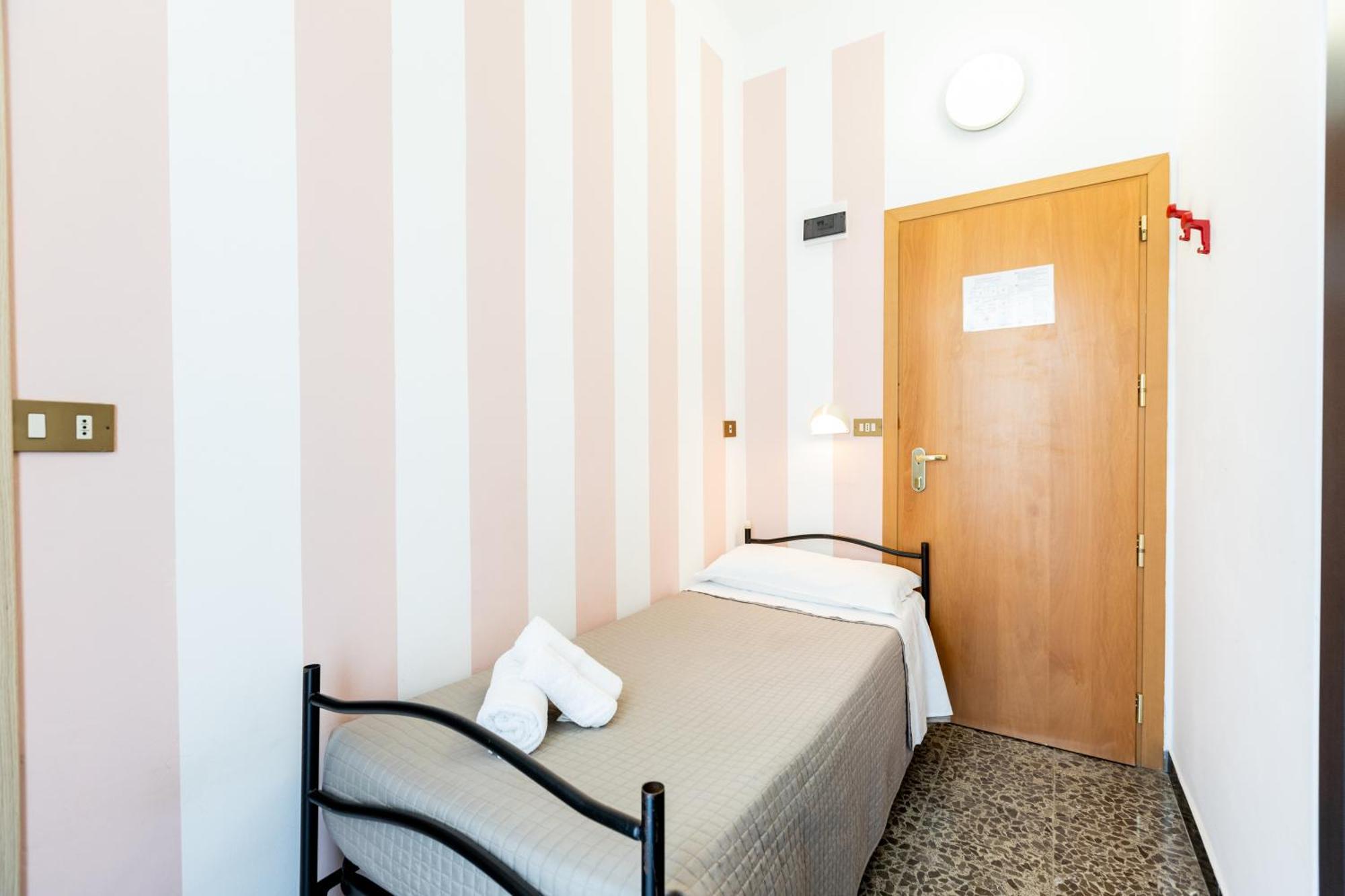 Single Room Balcony