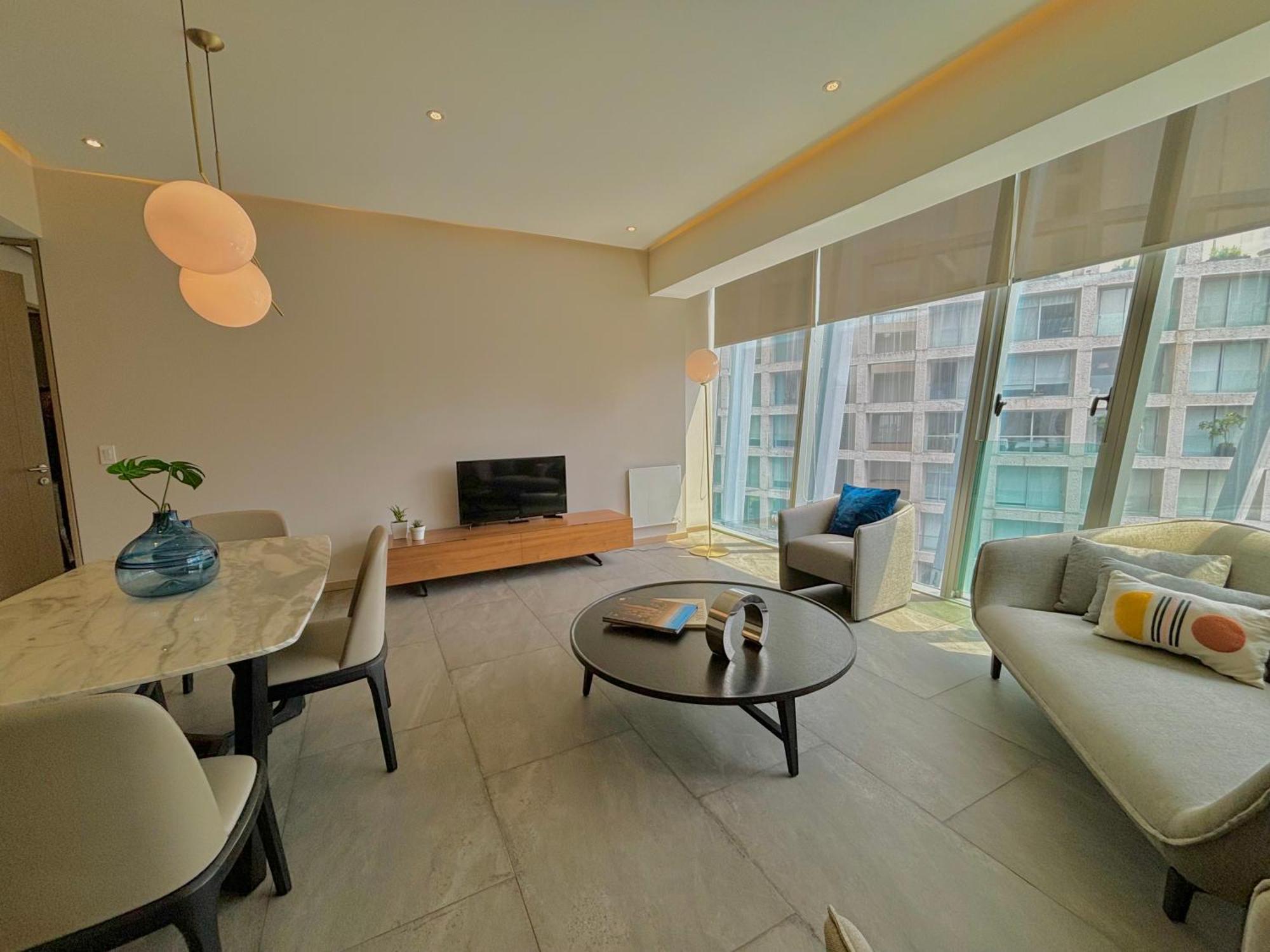Superior One-Bedroom Apartment