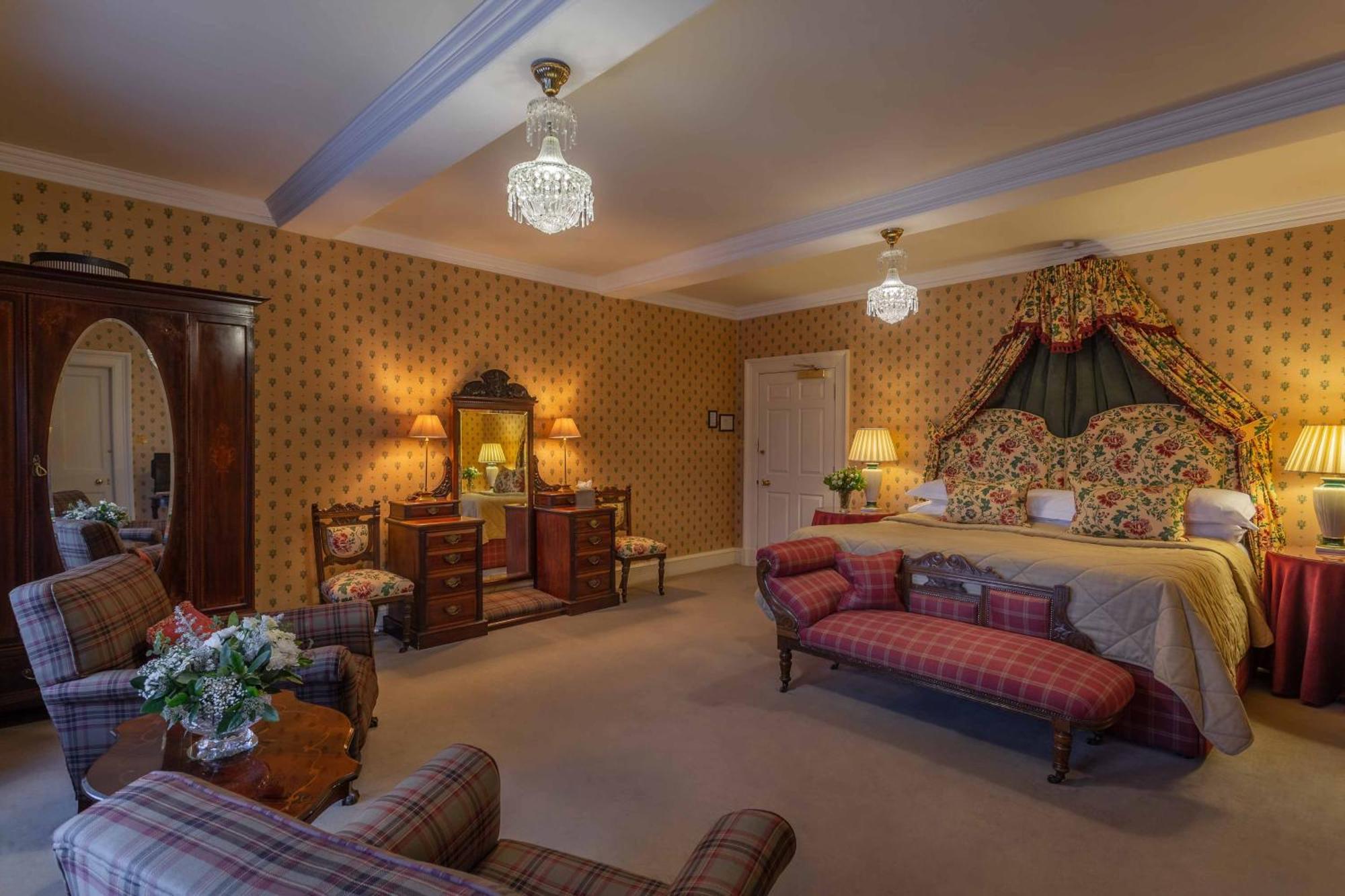Grand Garden View Suite