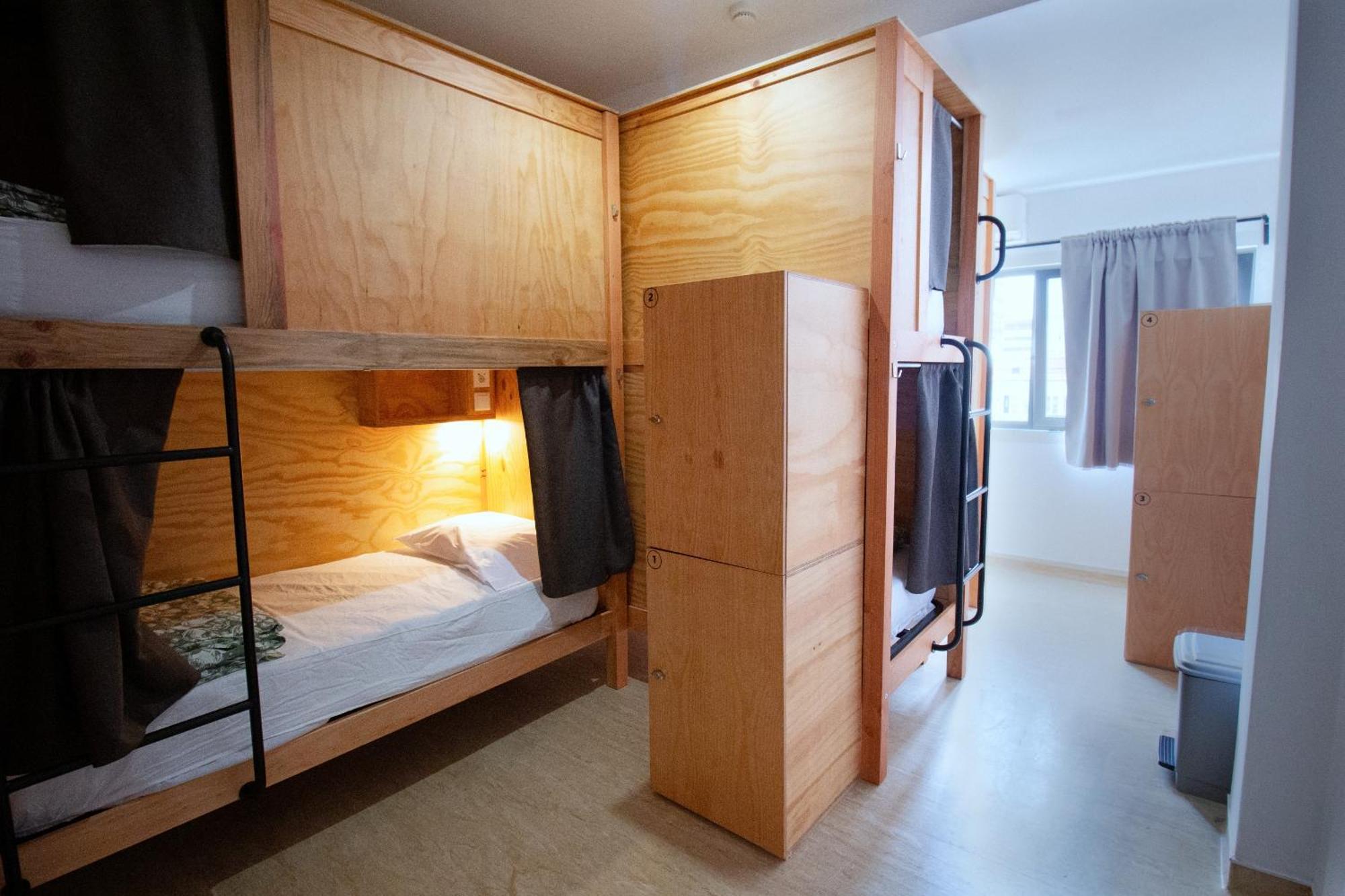 Bed 6-Bed Mixed Dormitory Room