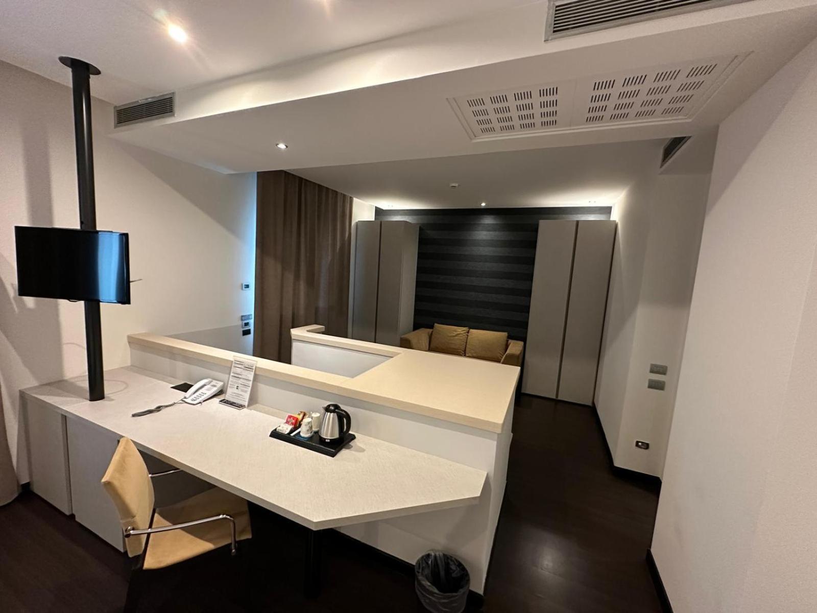 Triple Room Covered Private