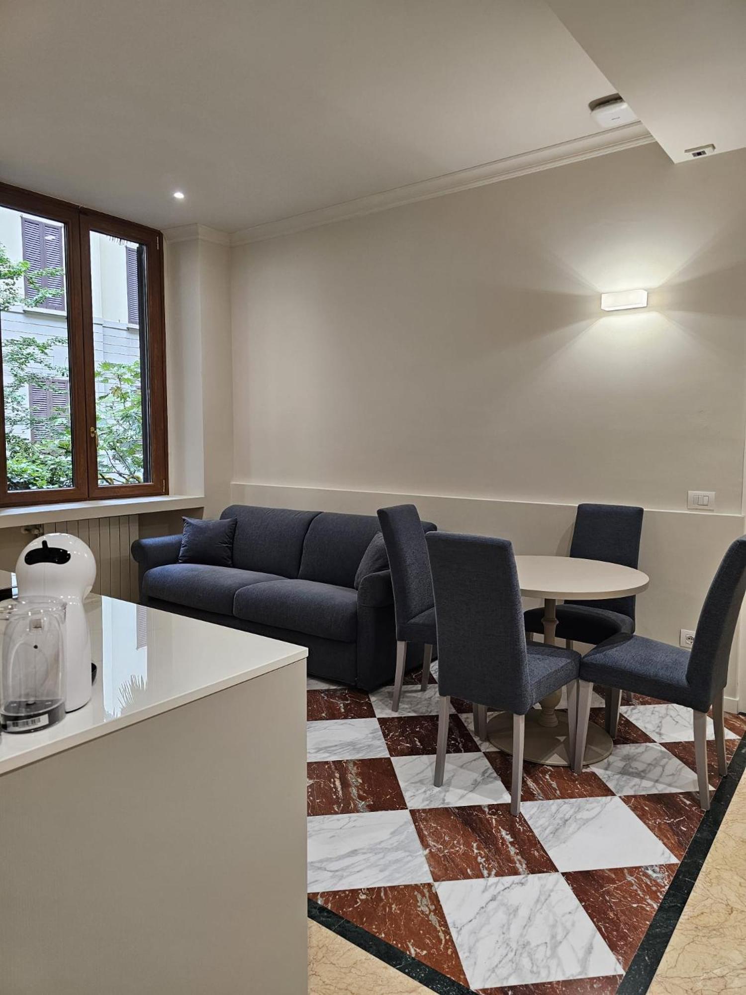 Classic Apartment Annex