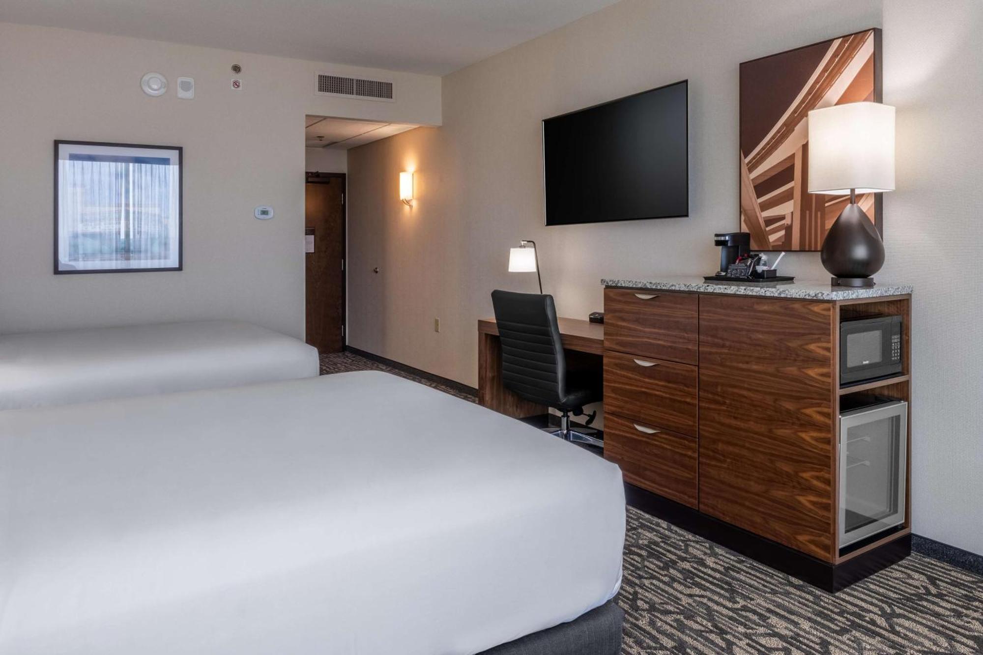 Deluxe Queen Room Two Queen Beds