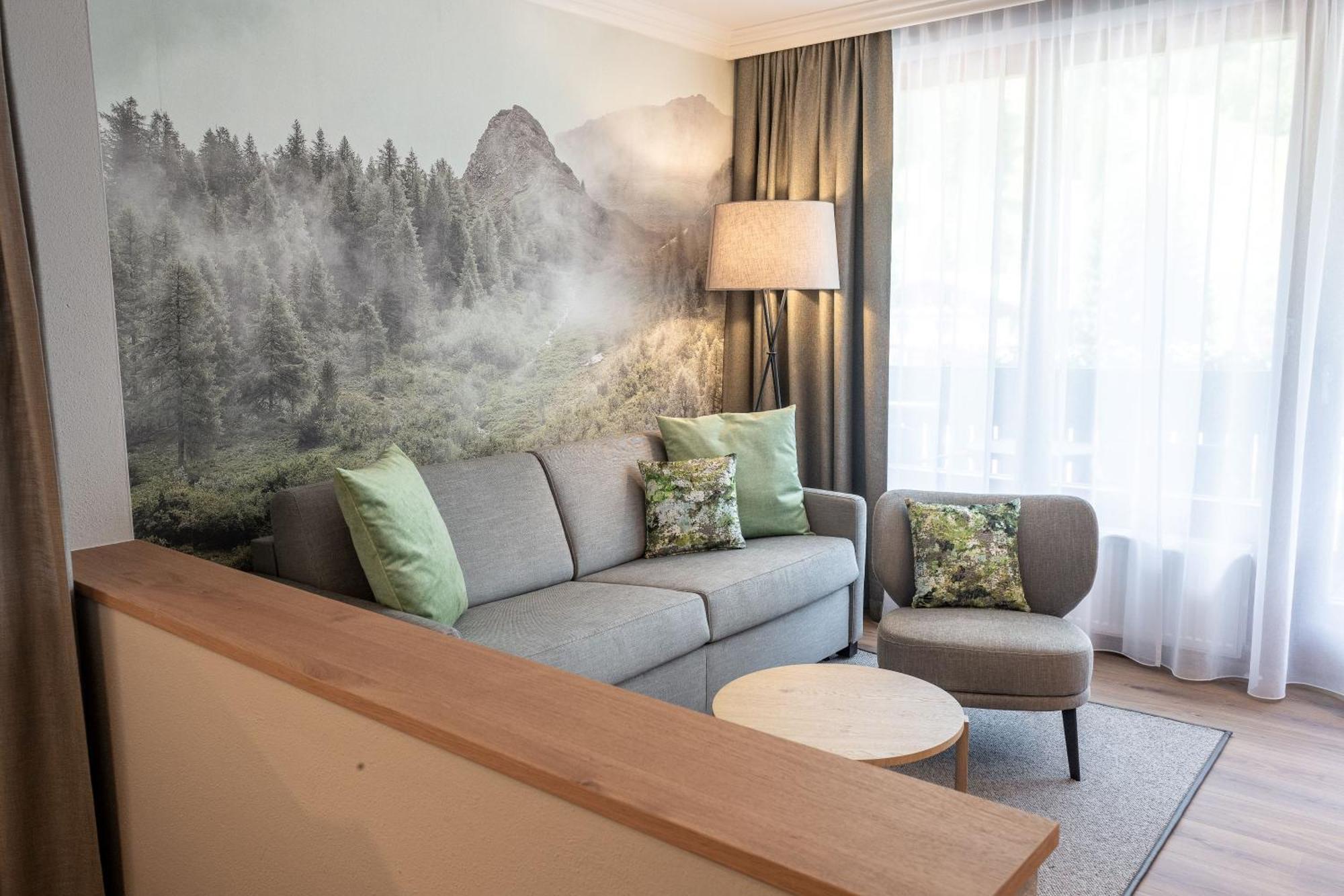 Deluxe Quadruple Room