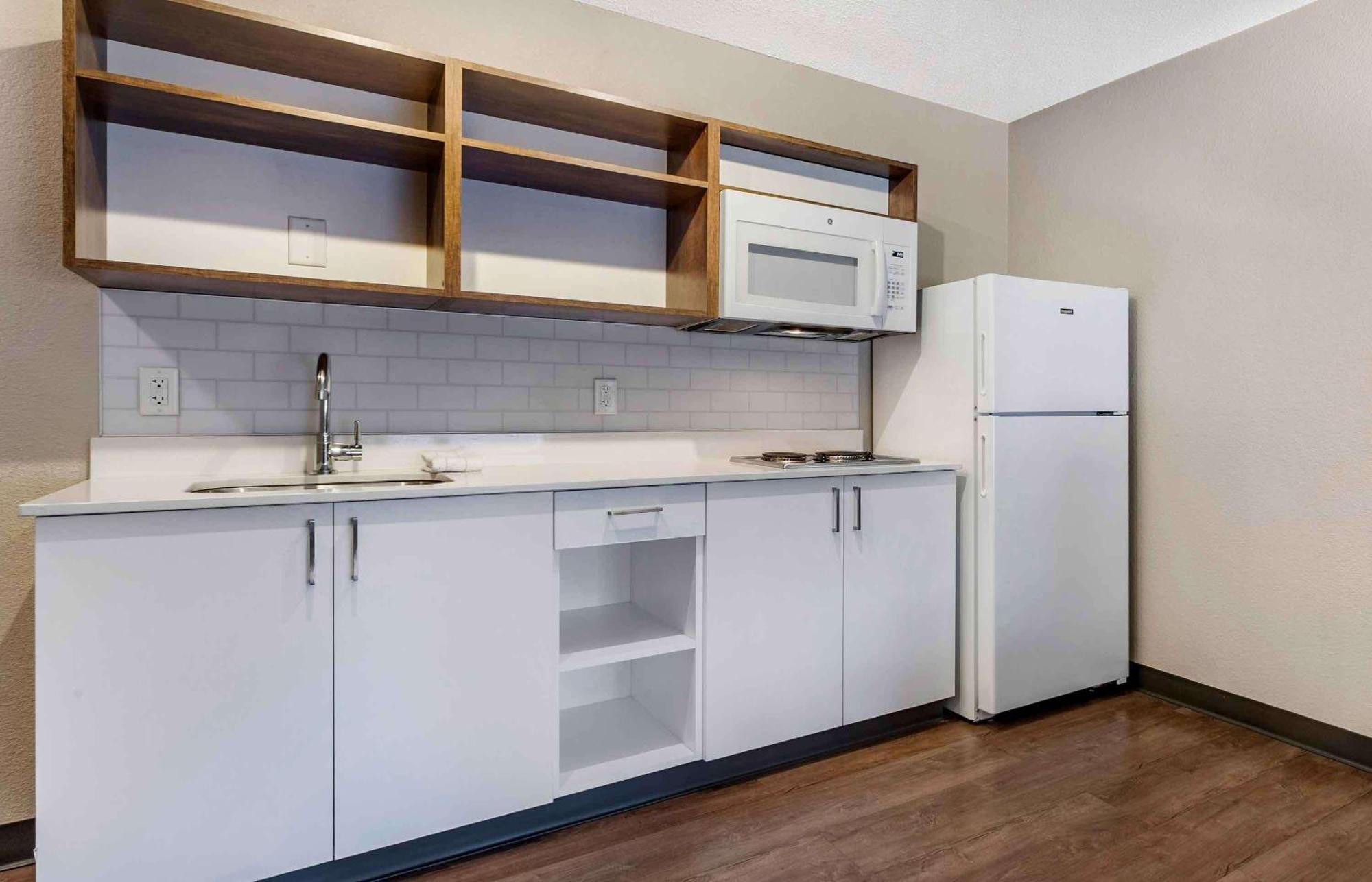 One Bedroom Suite Two Double Beds Non-Smoking