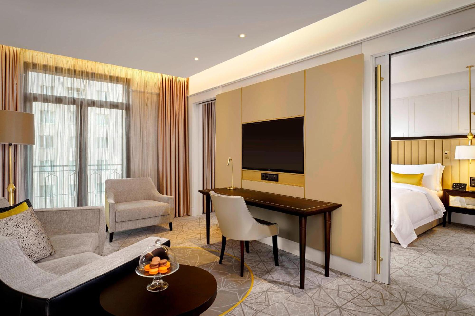 Junior Suite 1 King