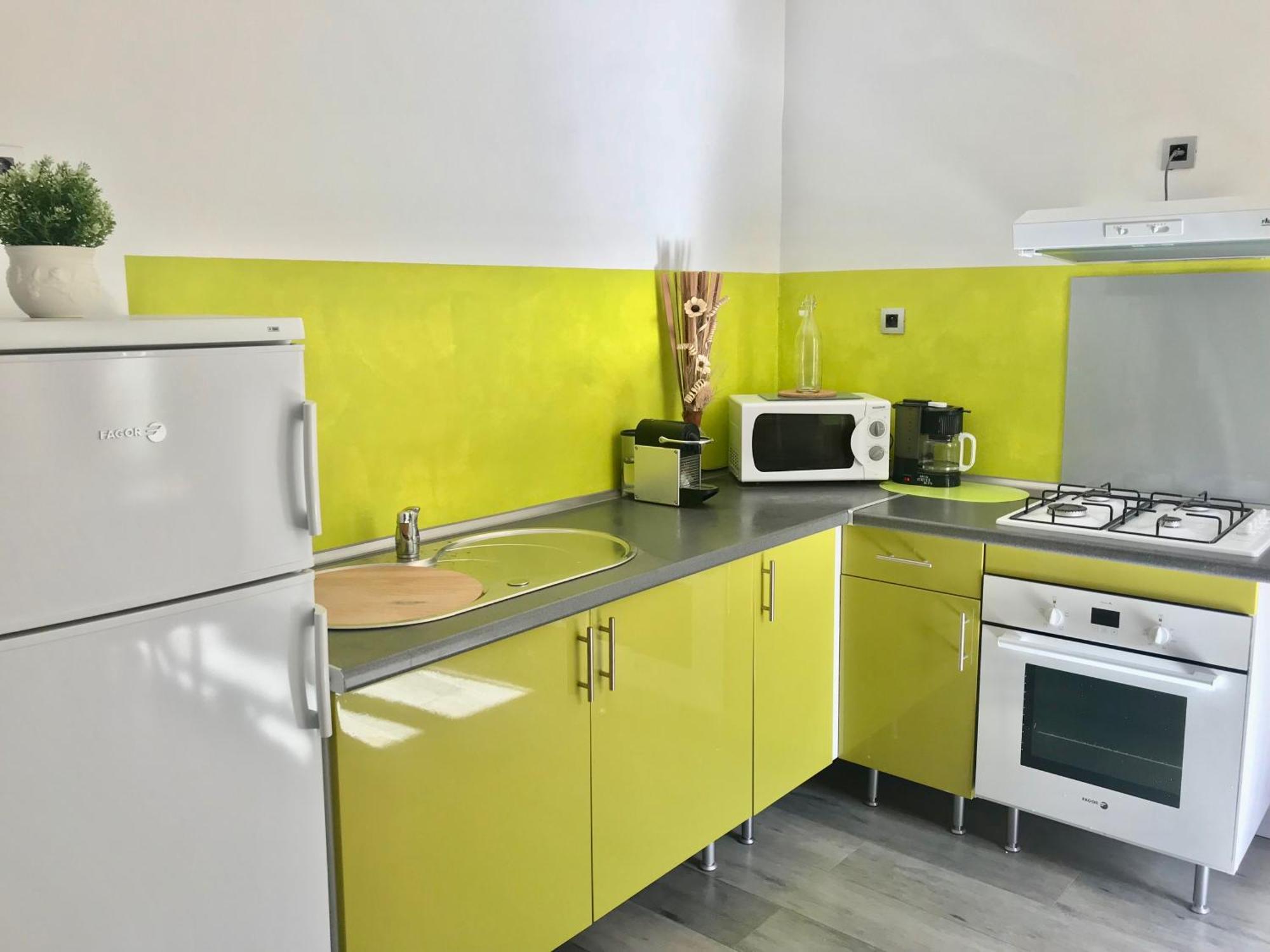 One-Bedroom Standard Apartment