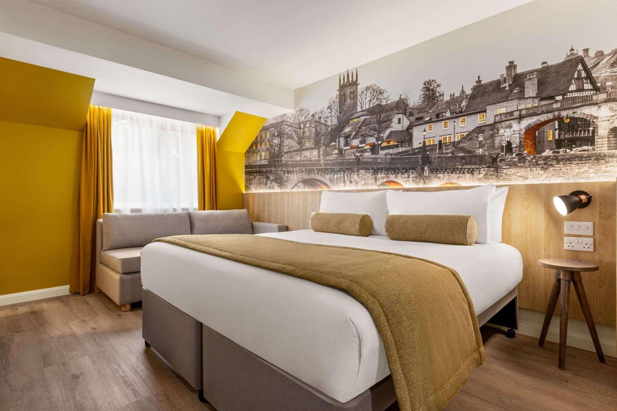 Standard King Room