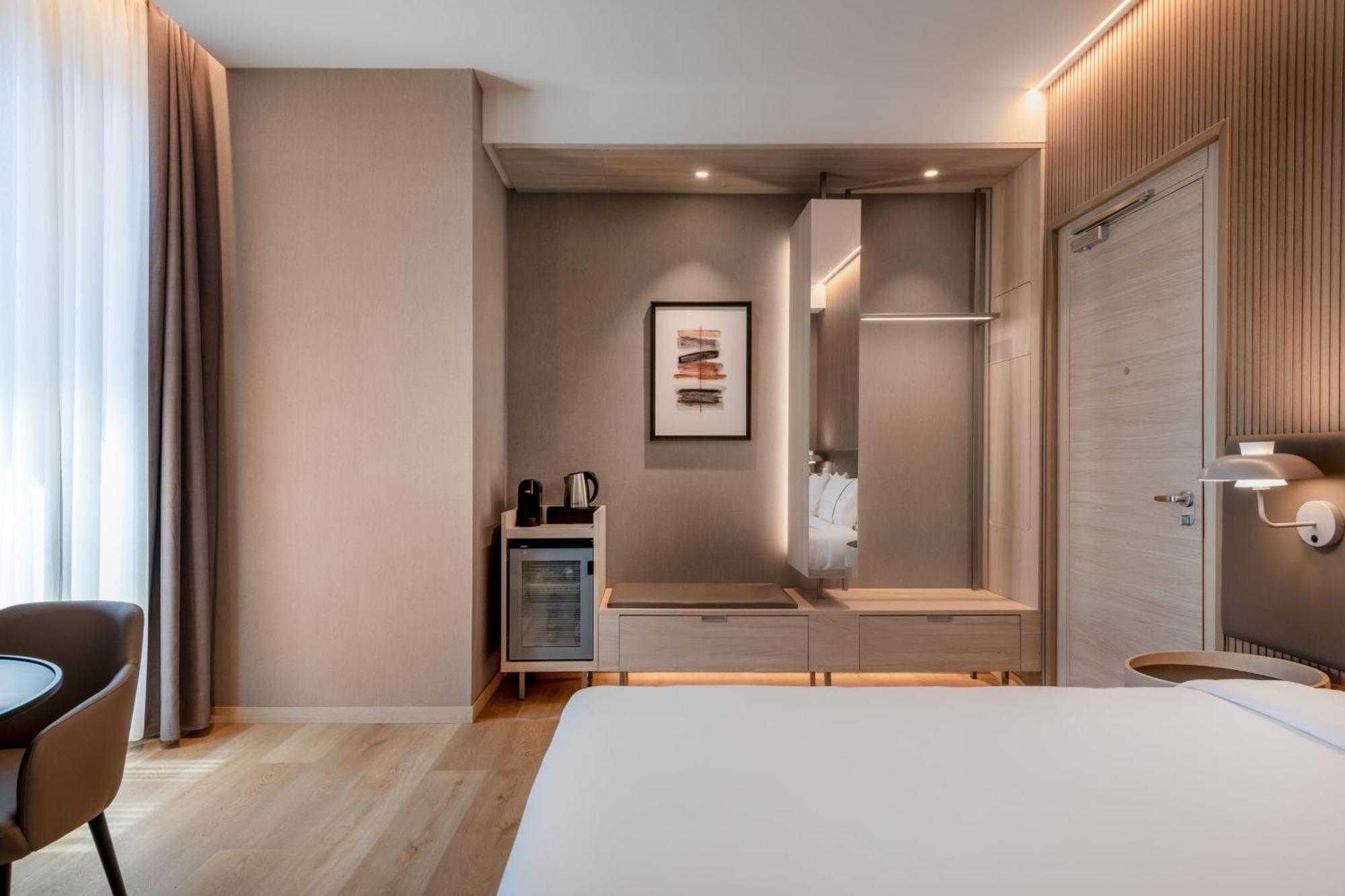 Standard Room,1606555956:JPEG