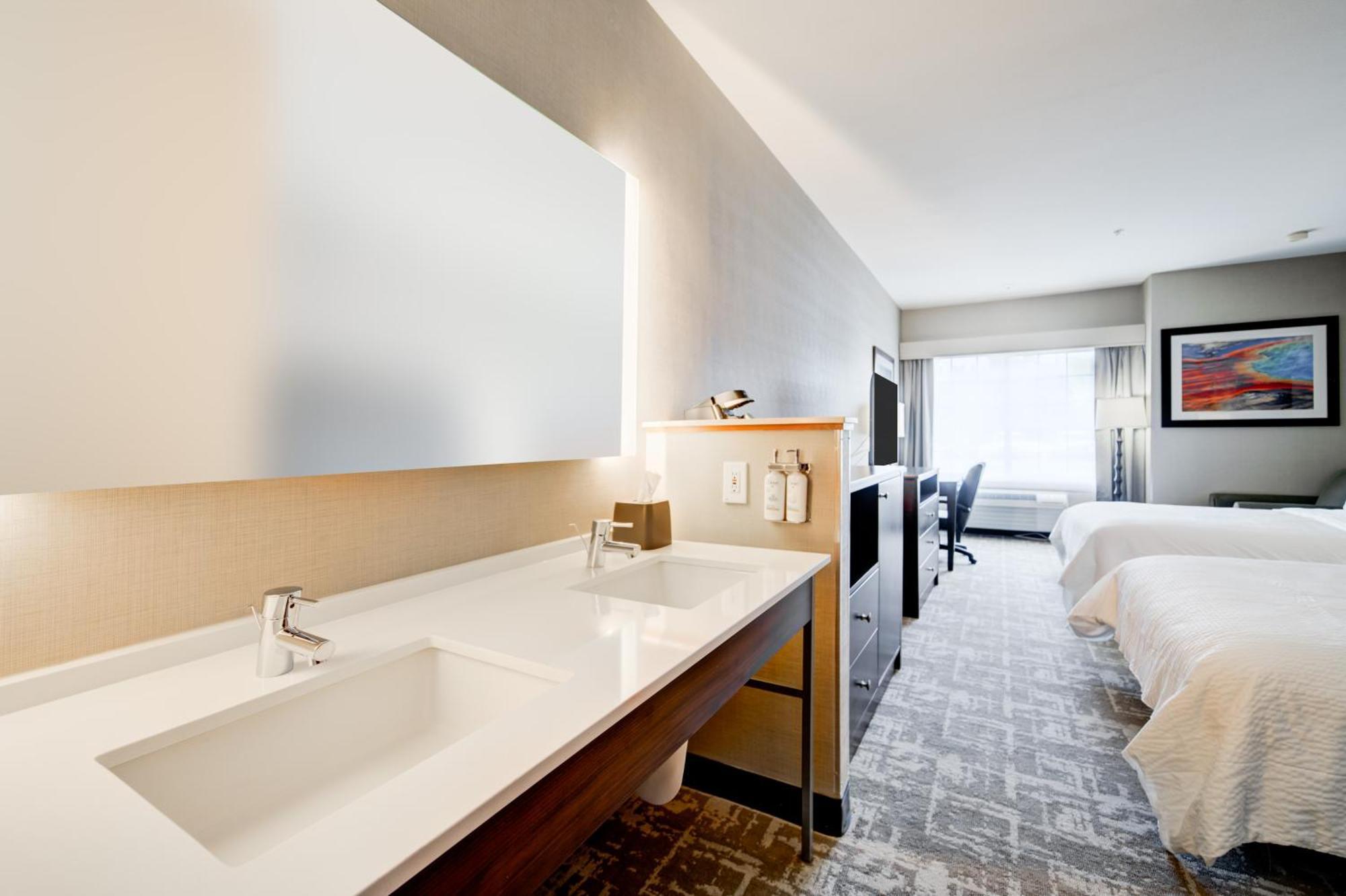Deluxe Double Room Two Double Beds Non-Smoking