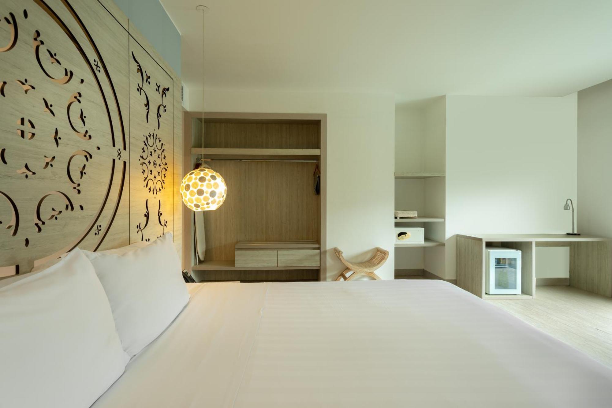 Superior King Room