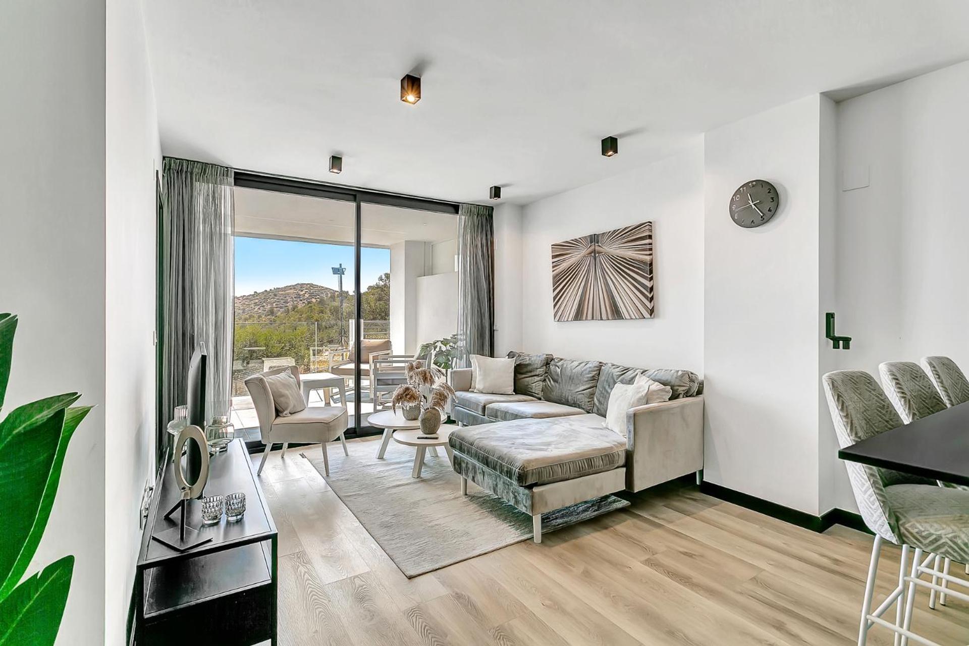 Apartment Sea View