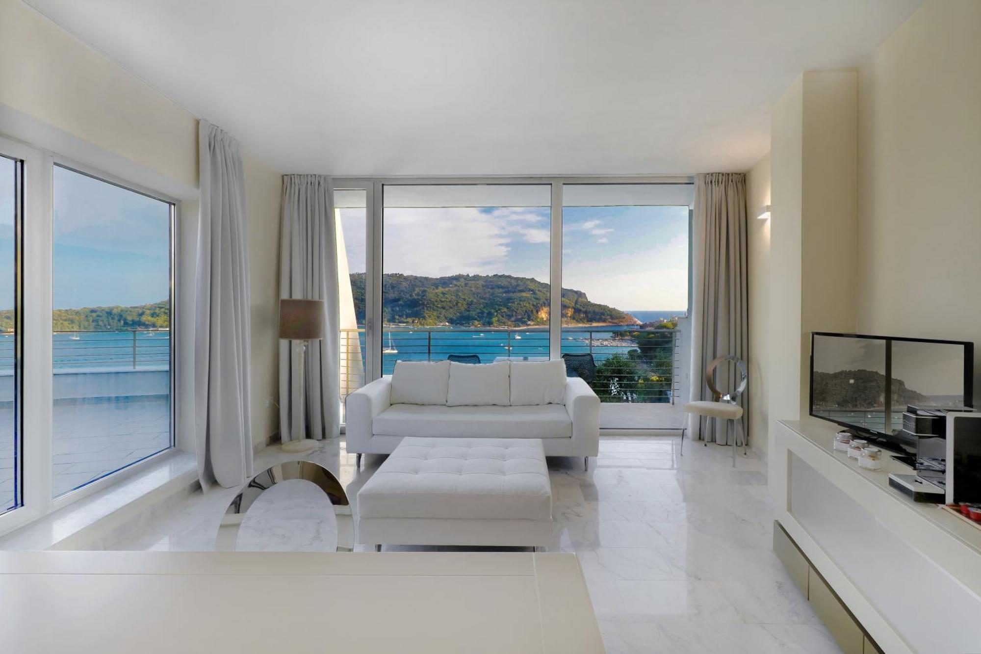 Suite Deluxe con Vista Mare
